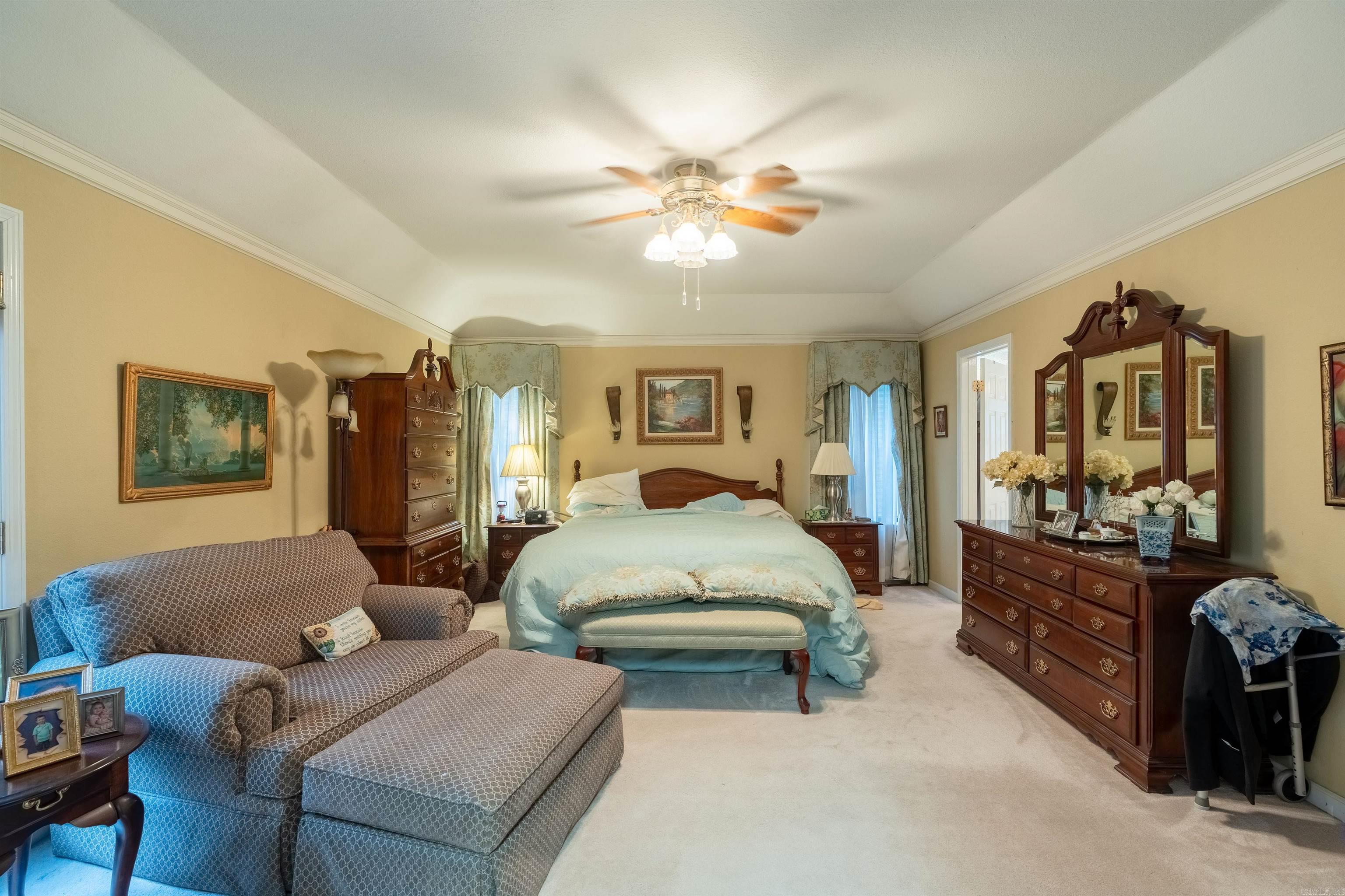 RIVER OAKS - Residential