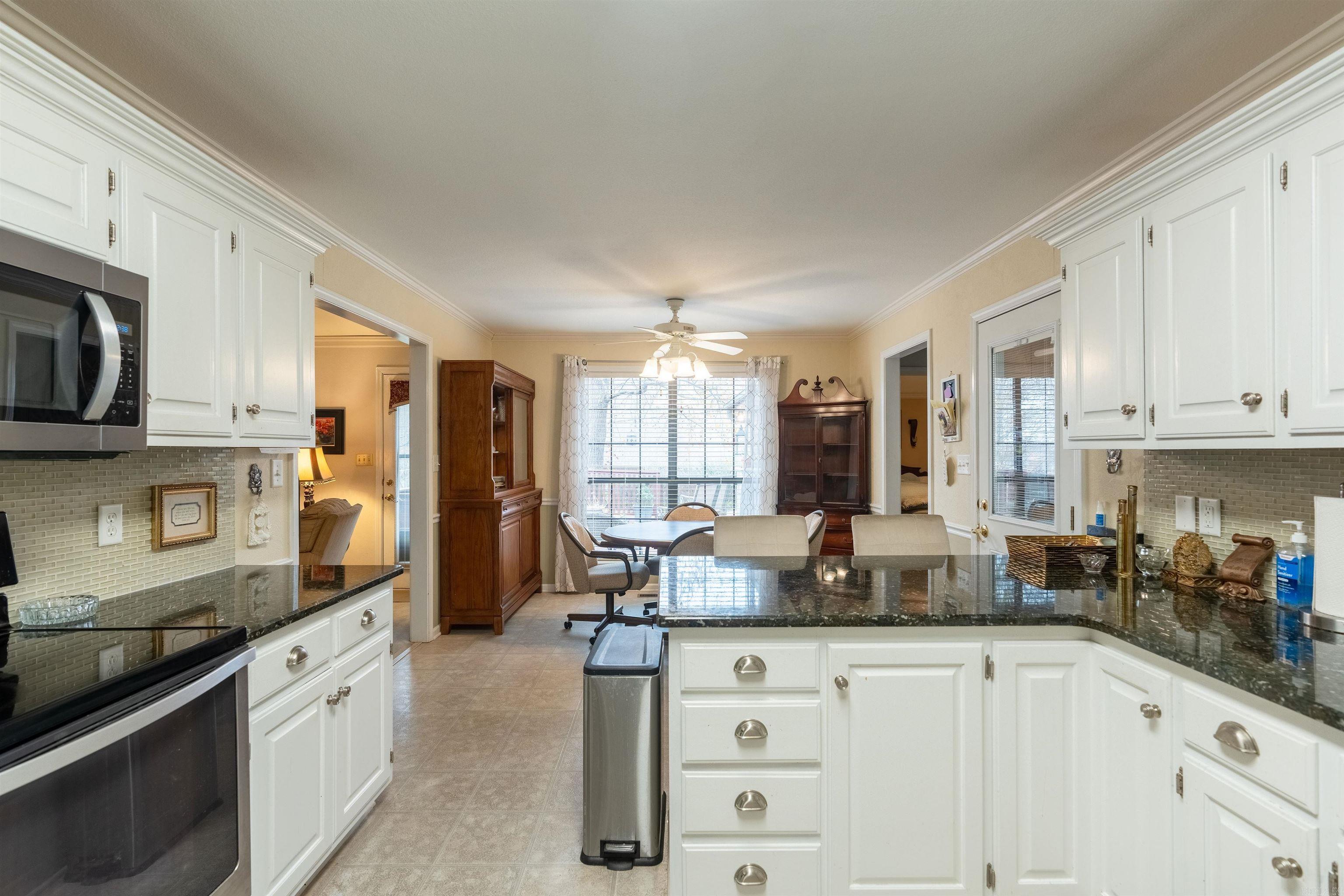 RIVER OAKS - Residential