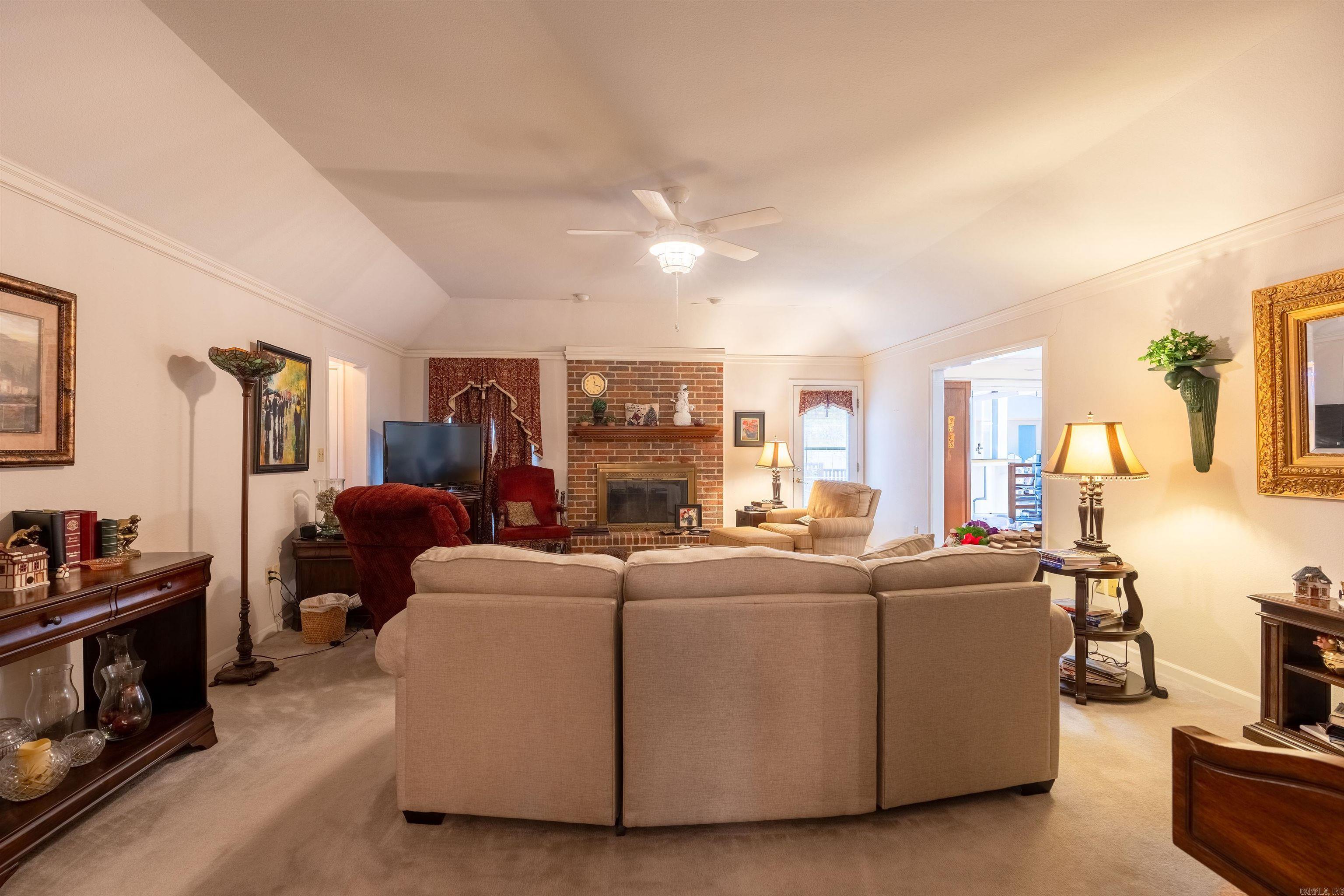 RIVER OAKS - Residential