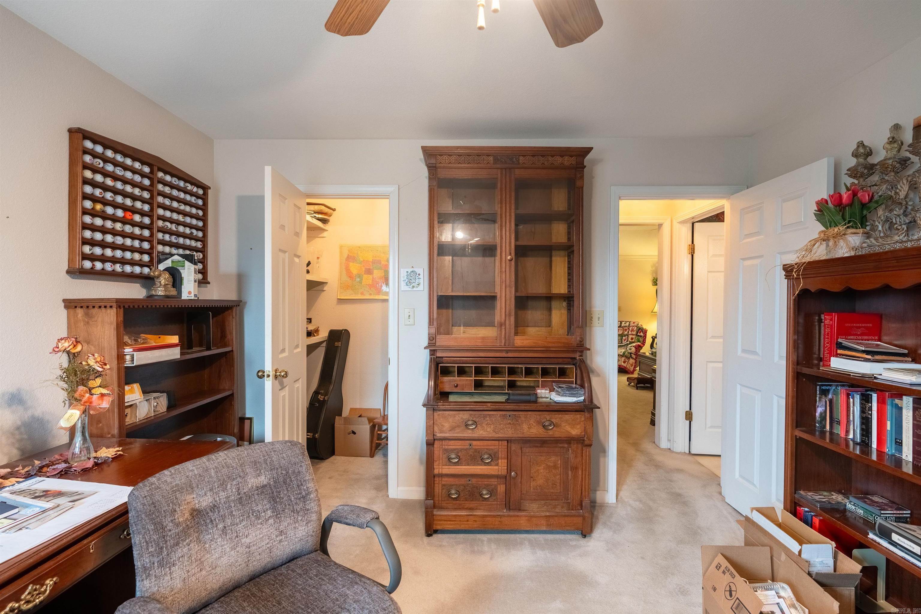 RIVER OAKS - Residential