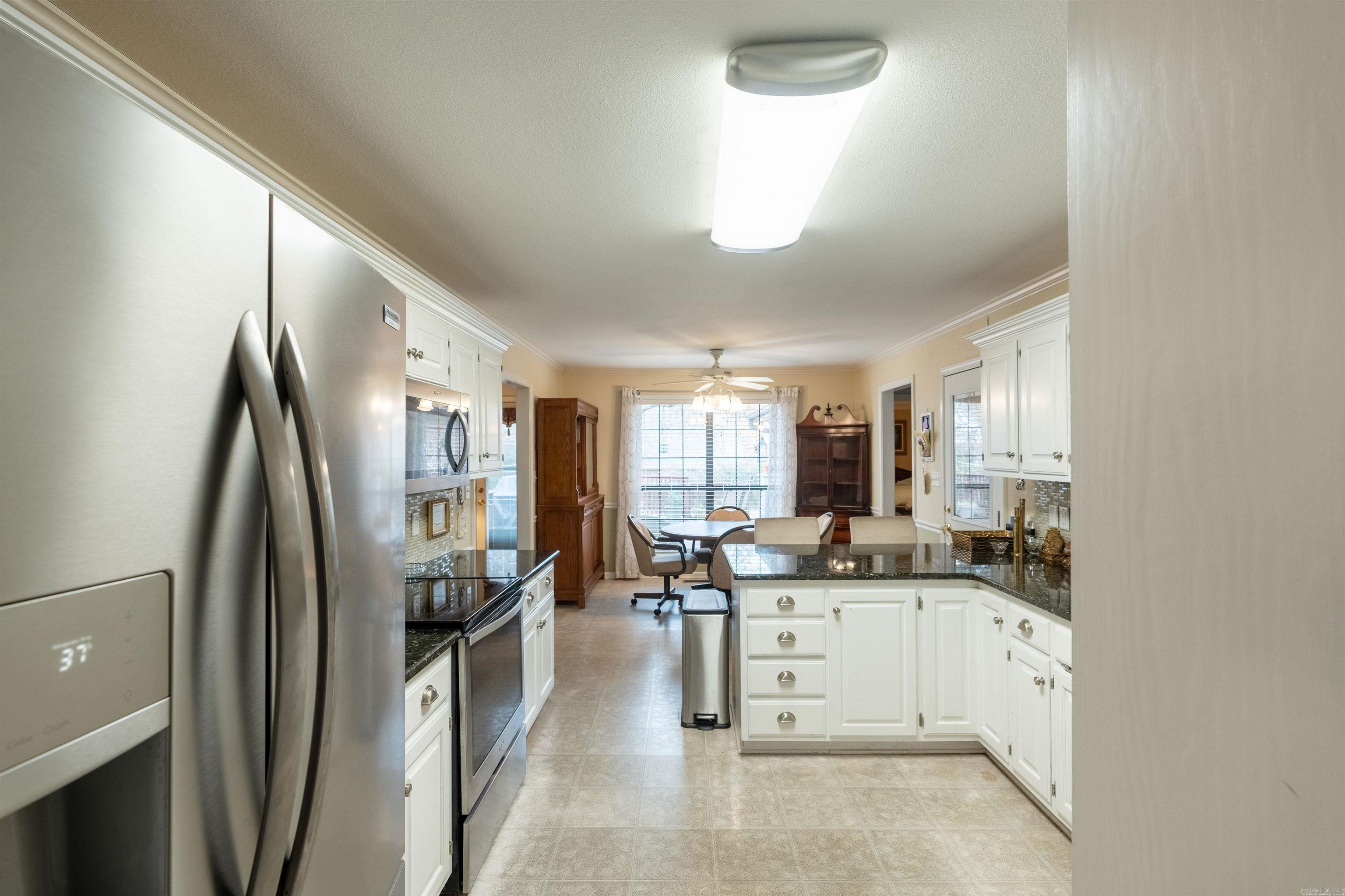 RIVER OAKS - Residential