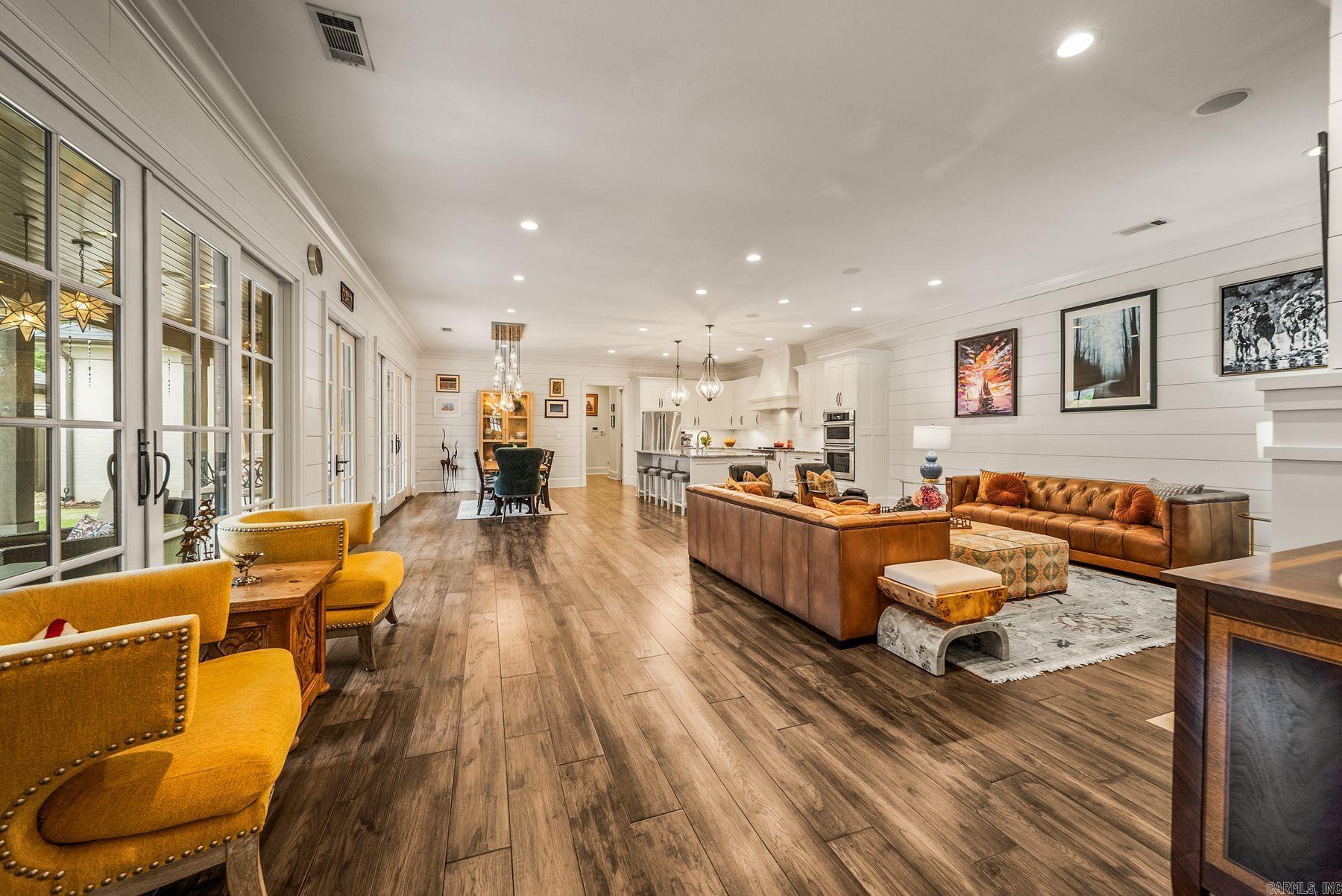 CHENAL VALLEY HALLEN COURT - Residential