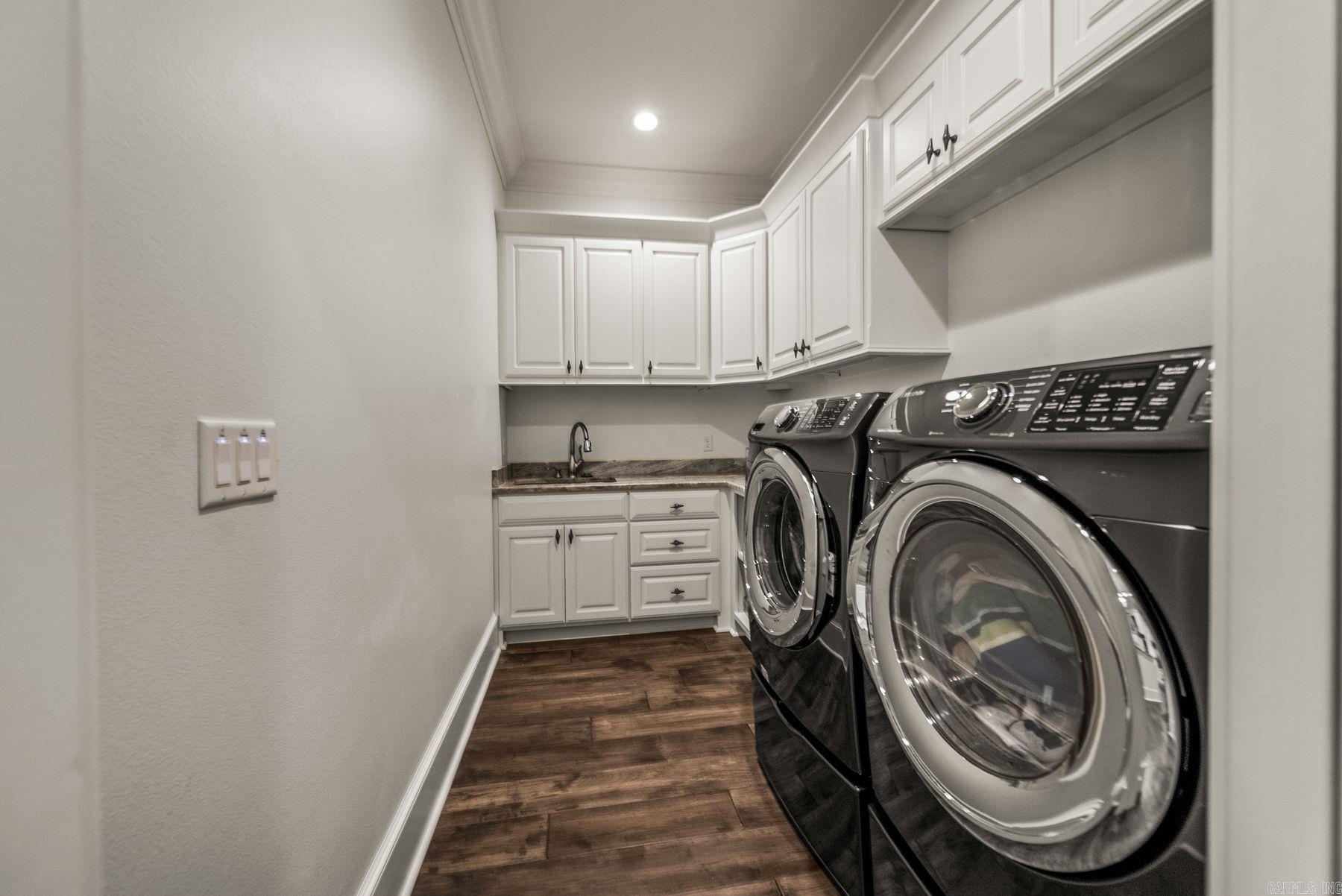 CHENAL VALLEY HALLEN COURT - Residential