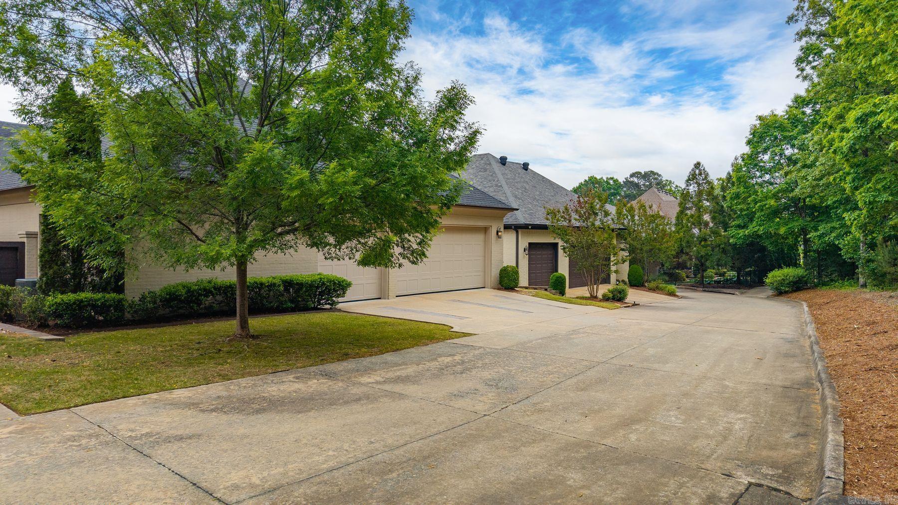 CHENAL VALLEY HALLEN COURT - Residential