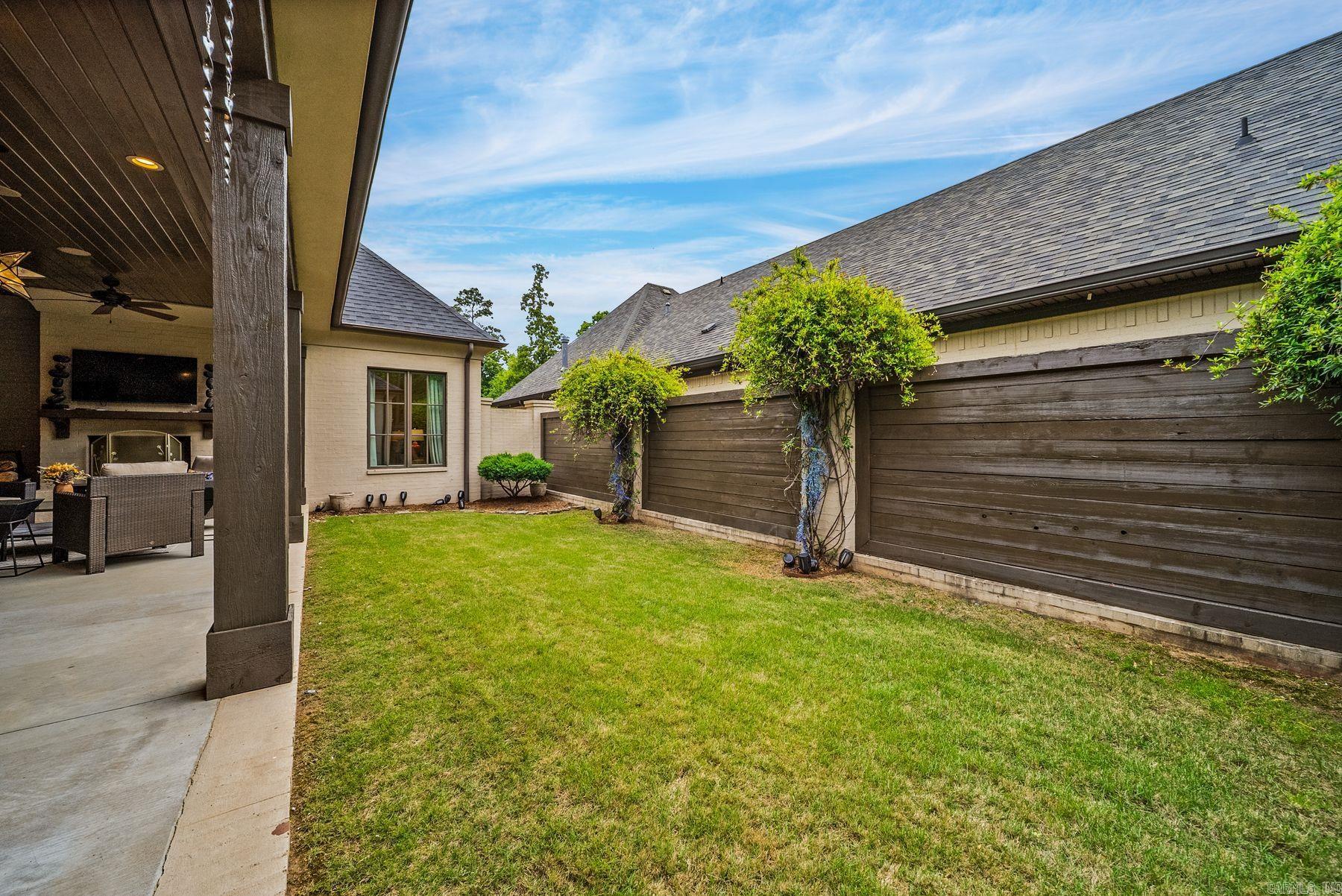 CHENAL VALLEY HALLEN COURT - Residential