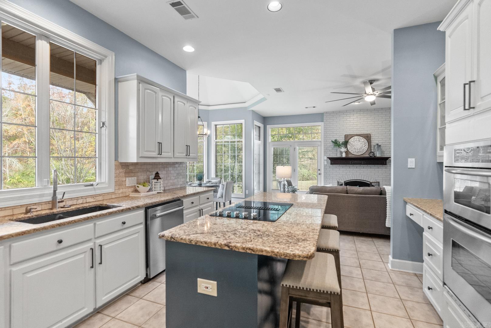 SHADY VALLEY - Residential