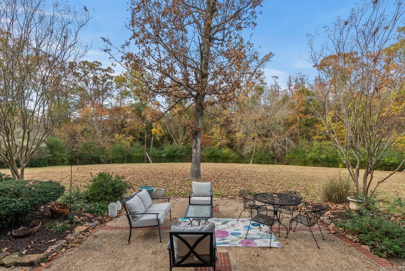 SHADY VALLEY - Residential