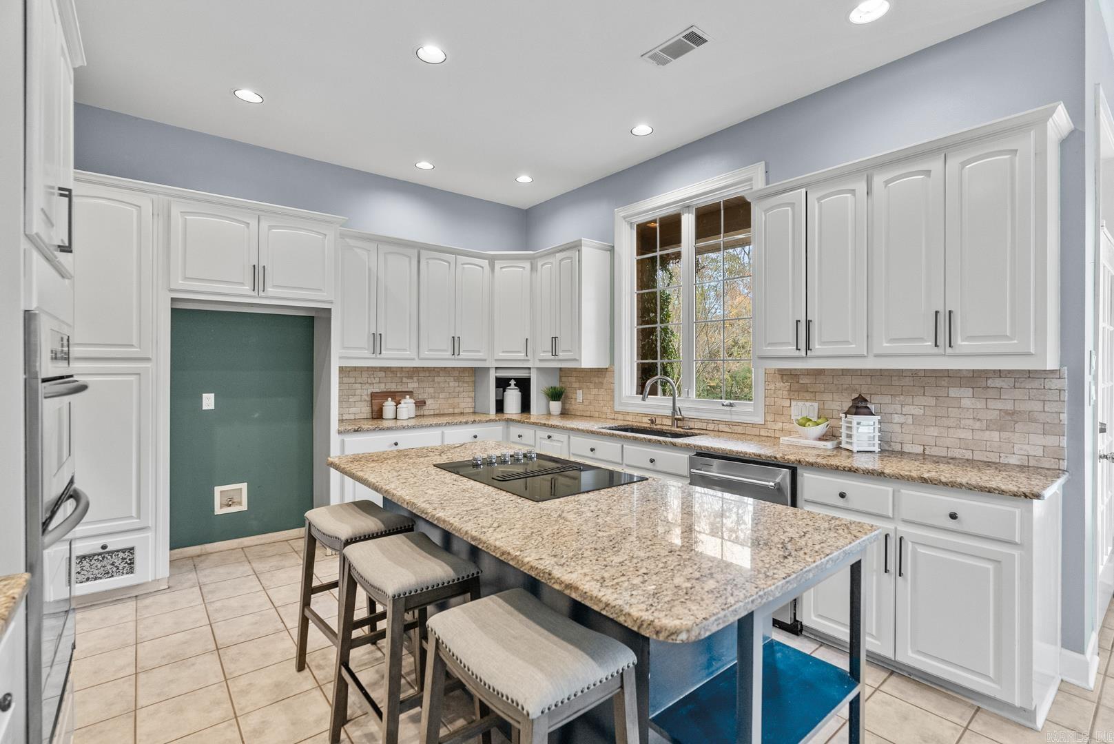 SHADY VALLEY - Residential