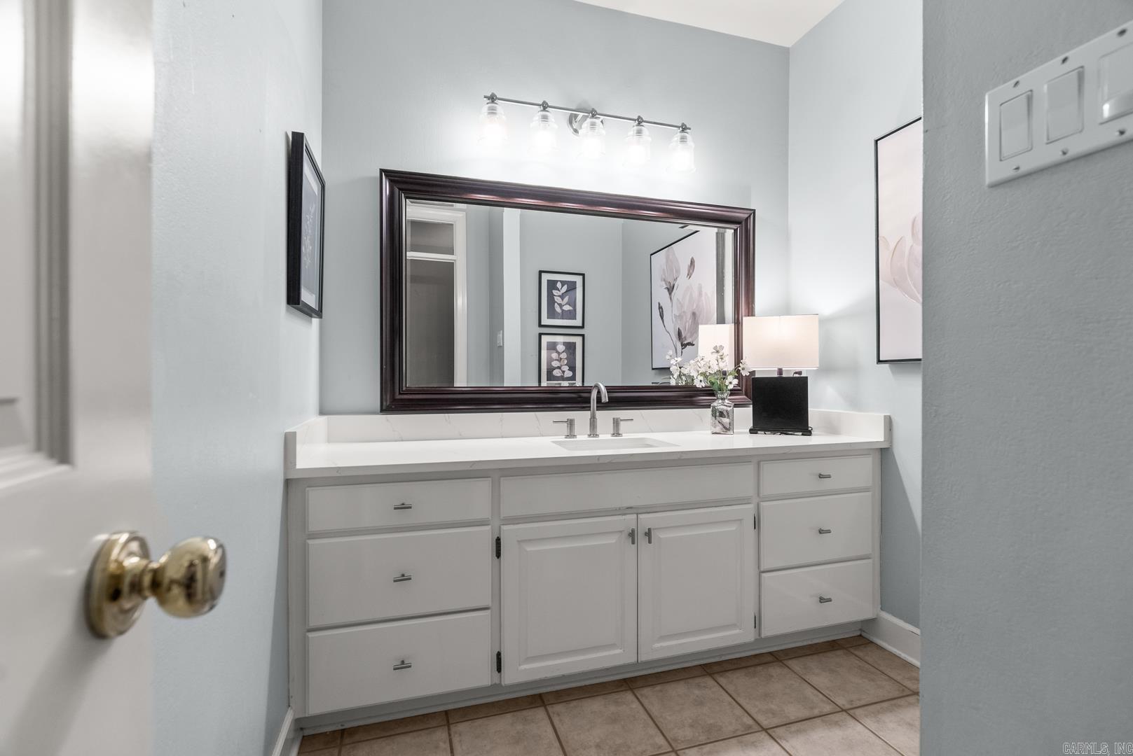 SHADY VALLEY - Residential