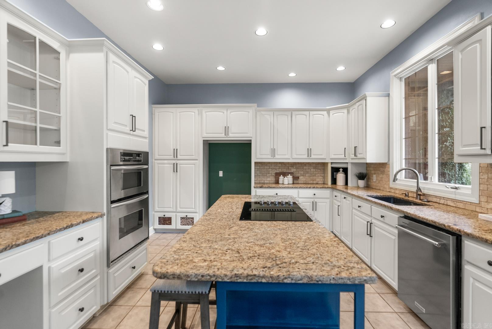 SHADY VALLEY - Residential