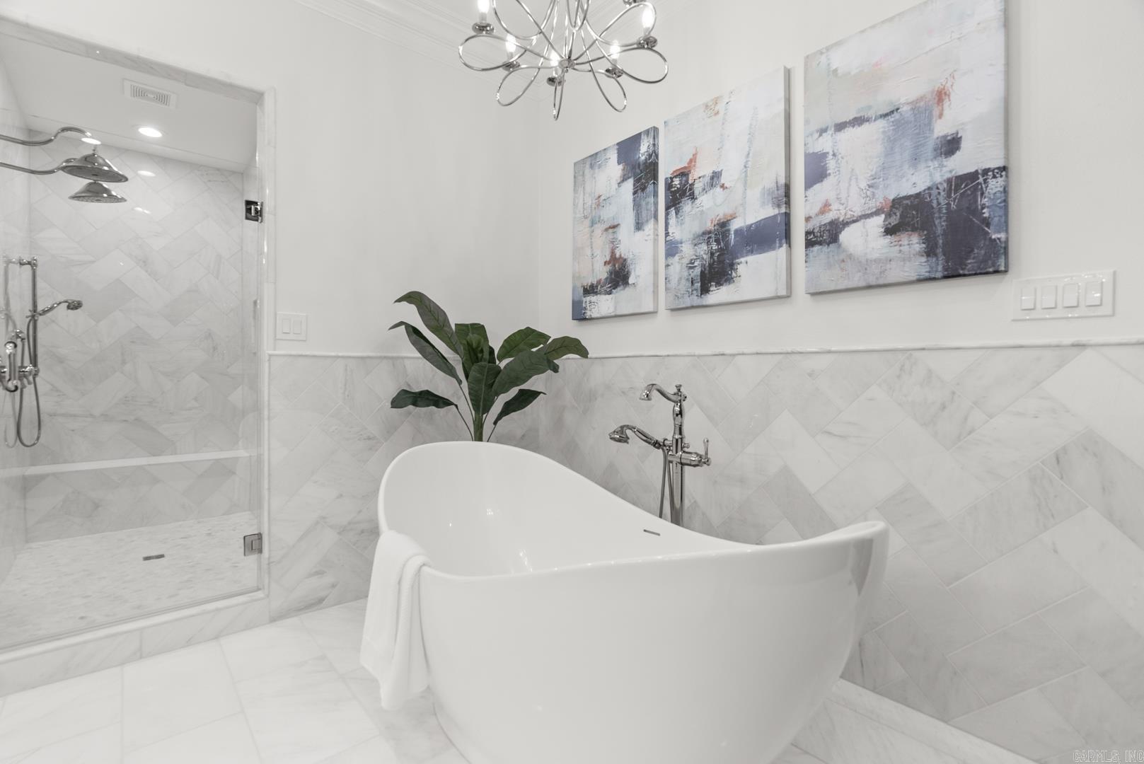 SHADY VALLEY - Residential