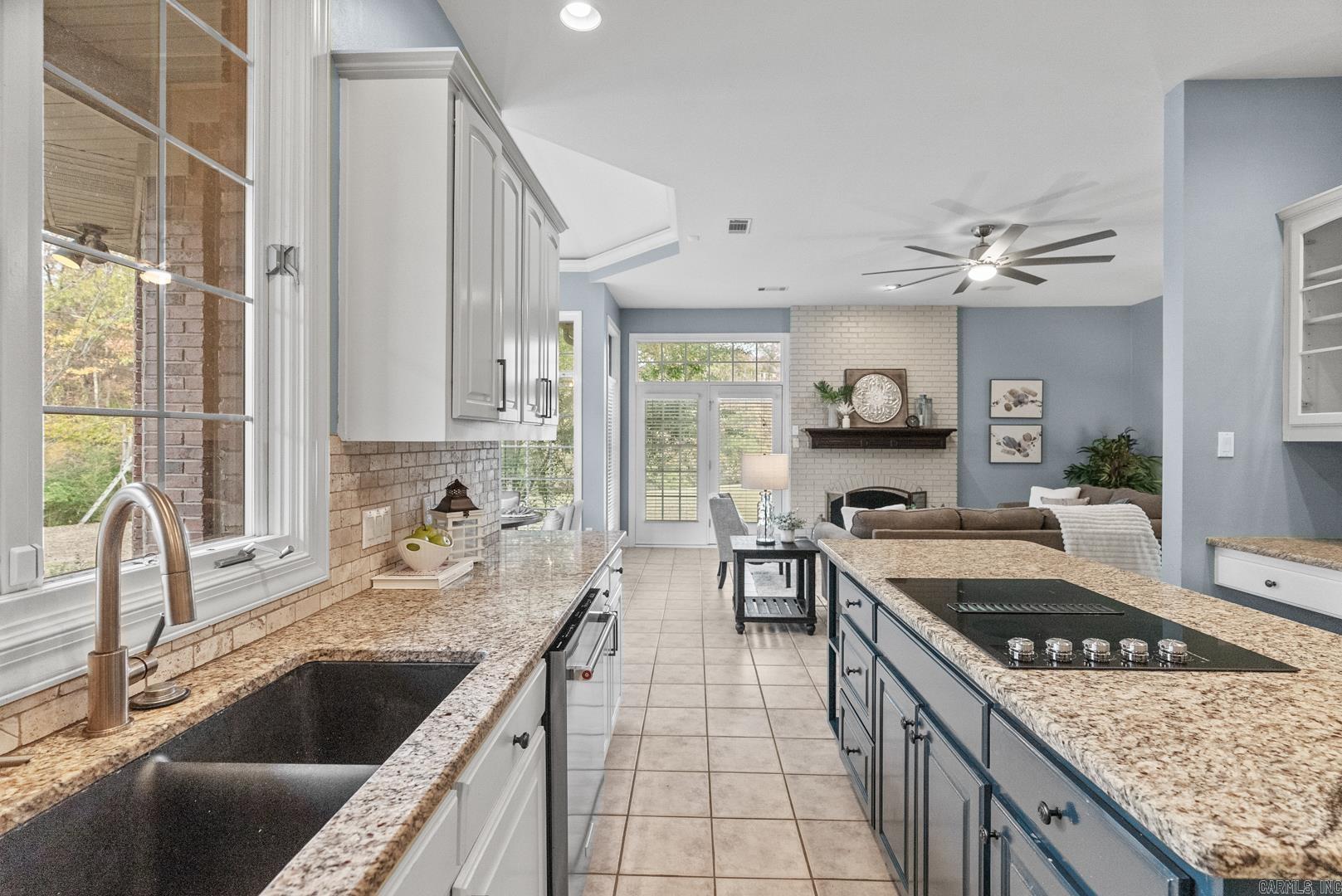 SHADY VALLEY - Residential