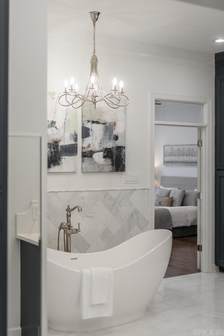 SHADY VALLEY - Residential