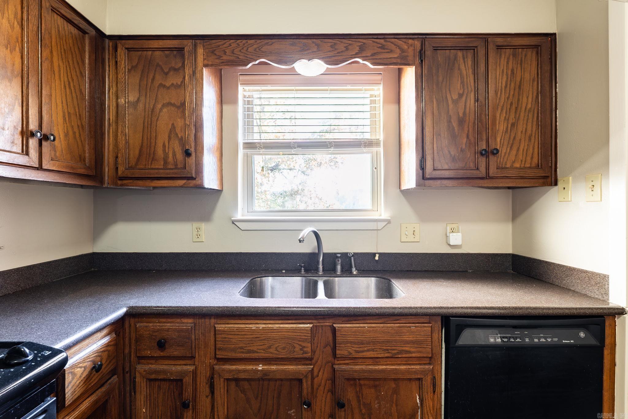 Edge Hill Townhomes - Residential Lease