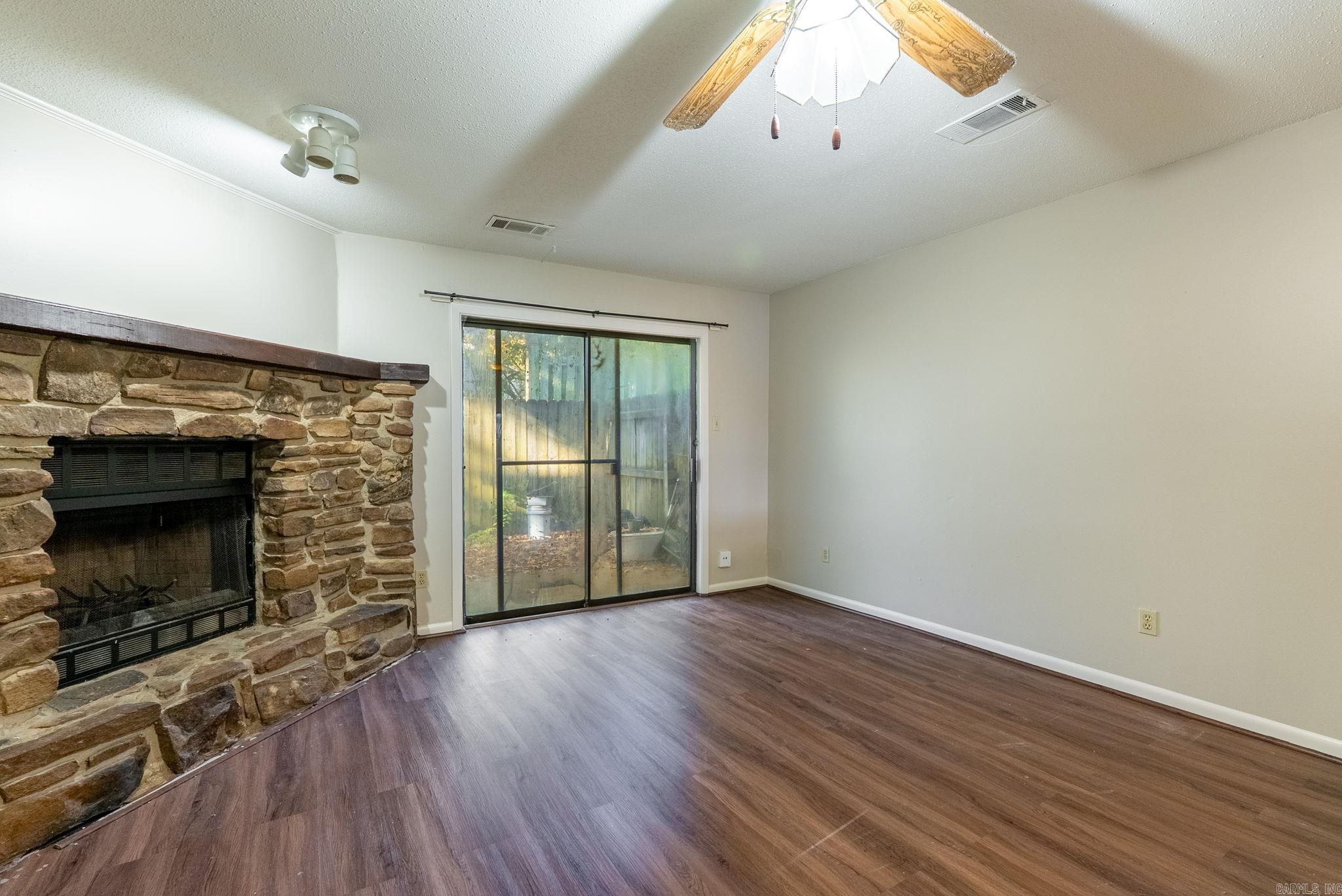 Edge Hill Townhomes - Residential Lease