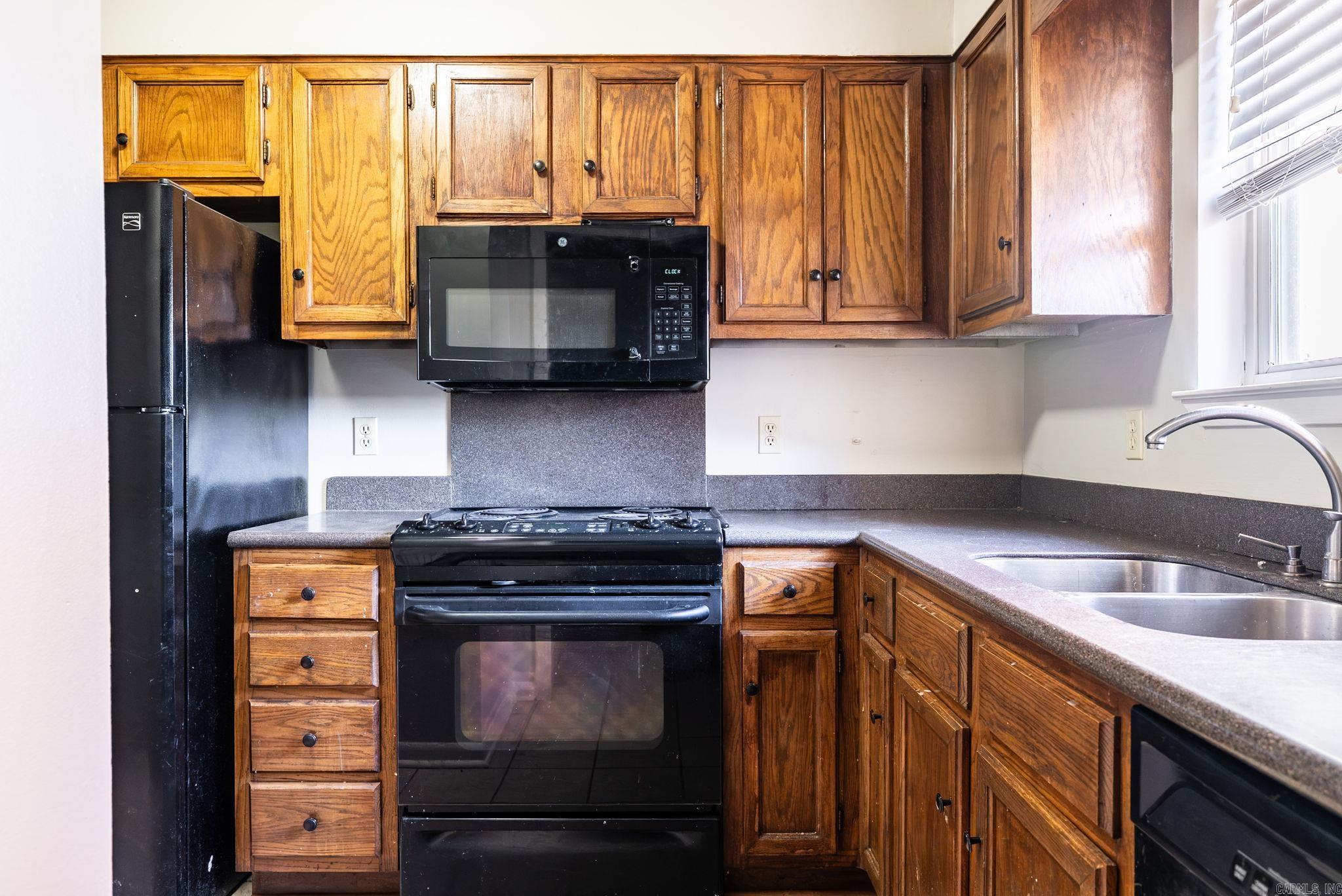 Edge Hill Townhomes - Residential Lease