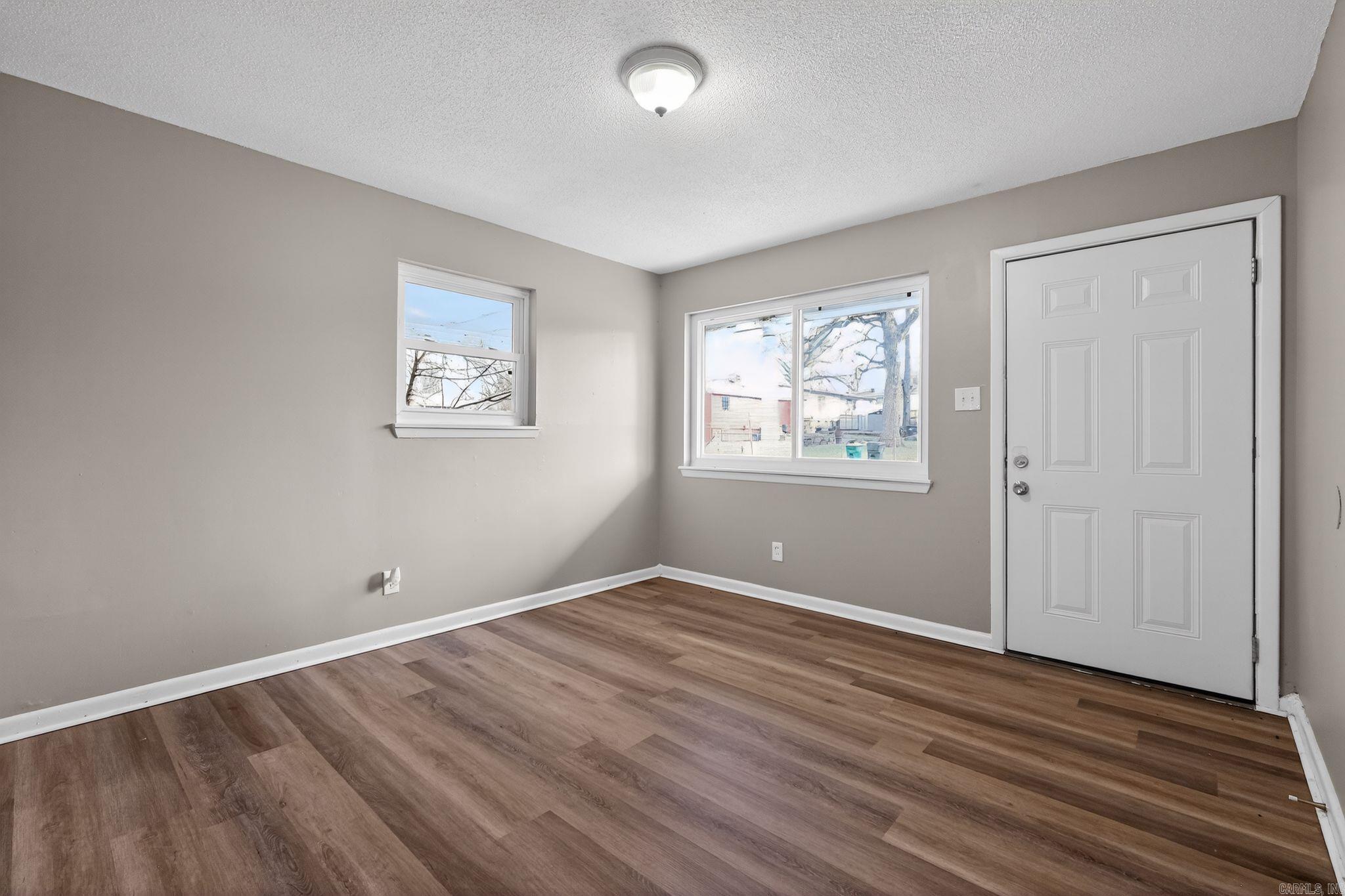 WINSTON - Residential