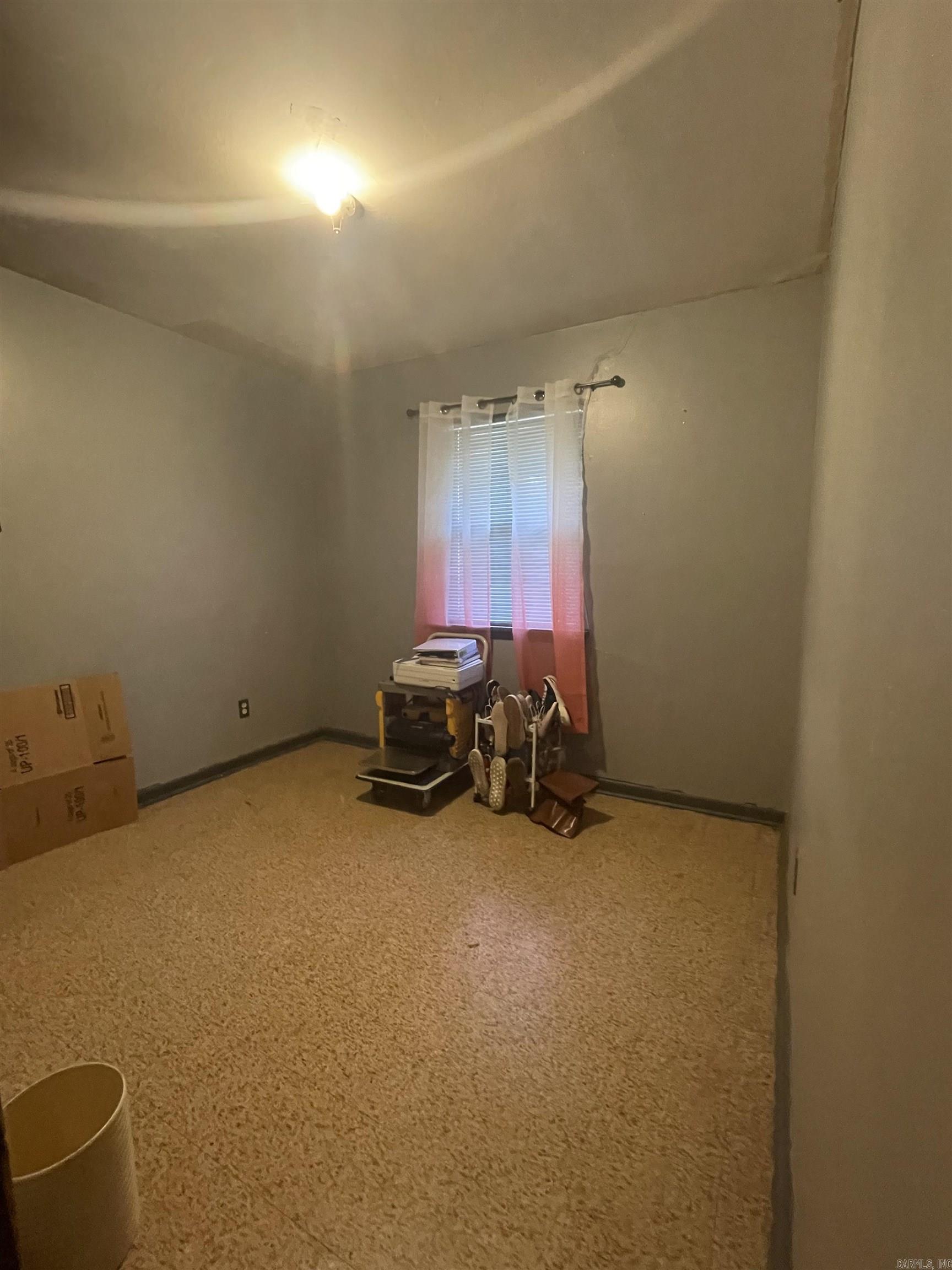 WAKEFIELD VILLAGE - Residential