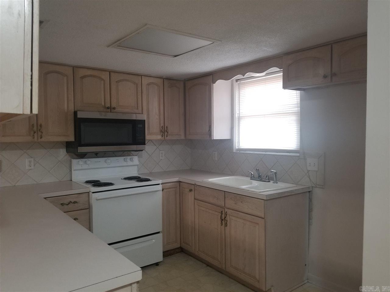 Oak Hurst - Residential Lease