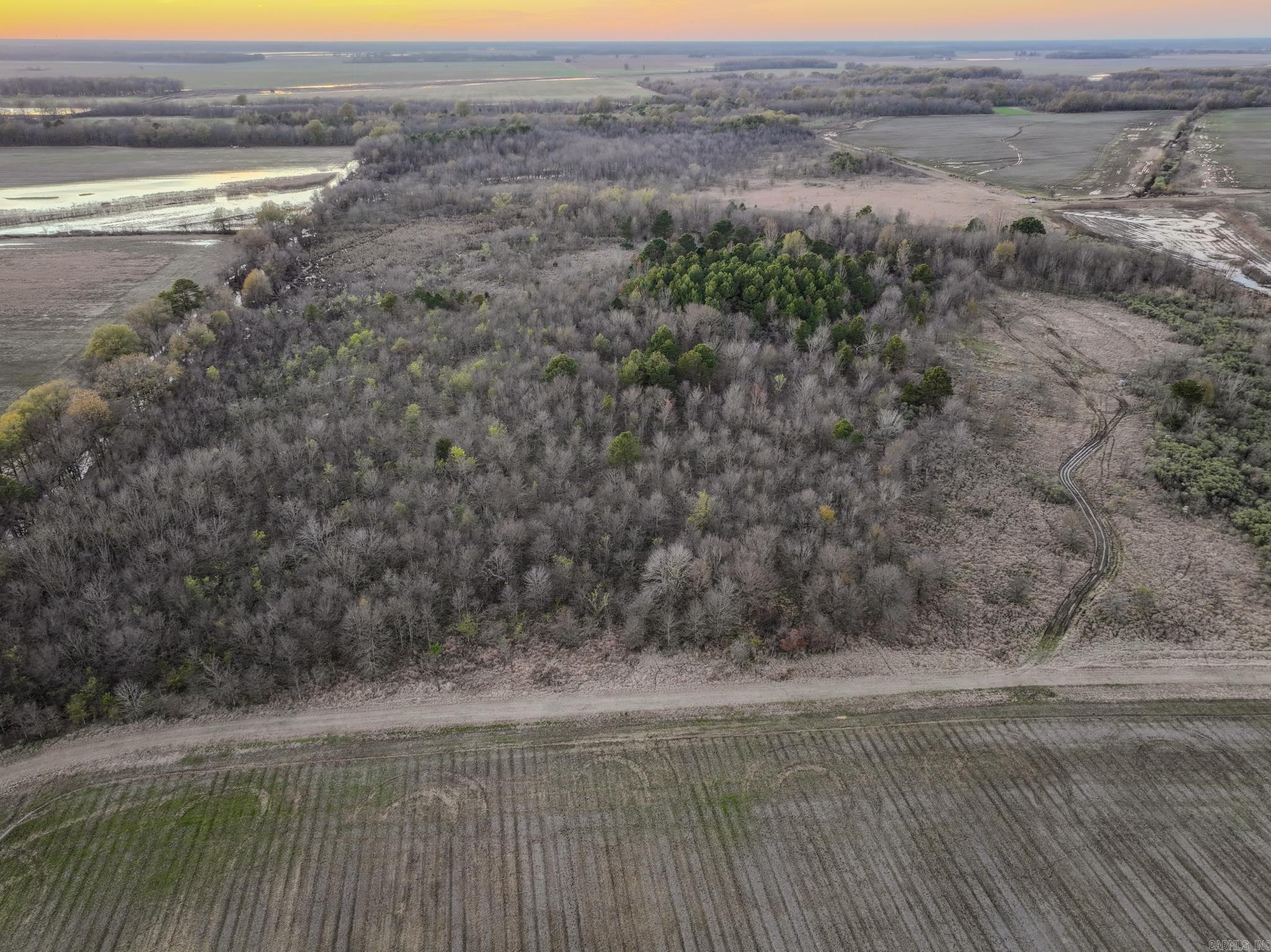 Metes & Bounds - Land