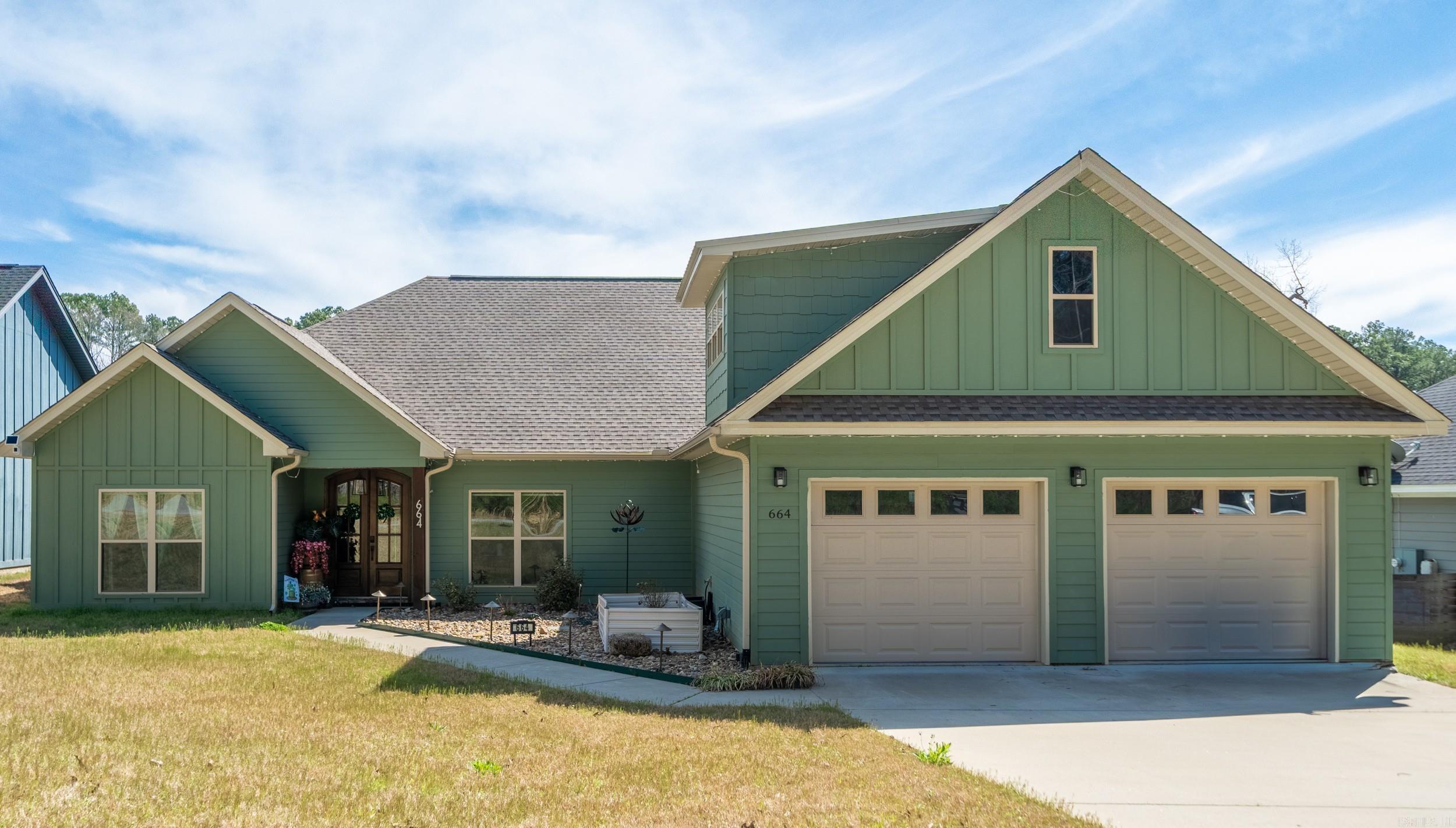 THE WATERS ON TIMBERLAKE - Residential