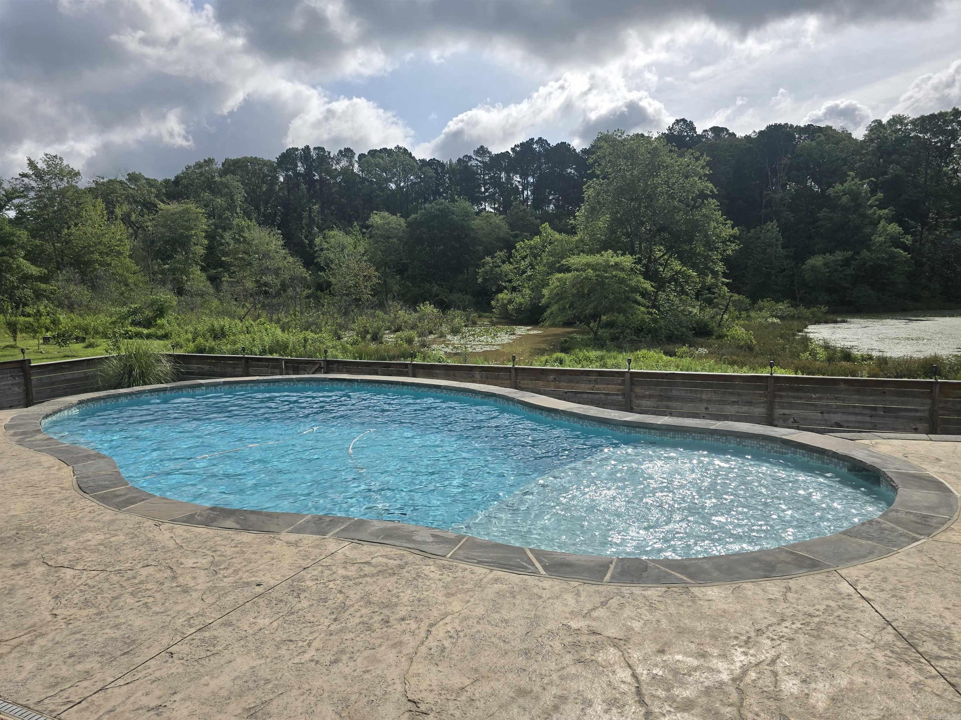 THE WATERS ON TIMBERLAKE - Residential