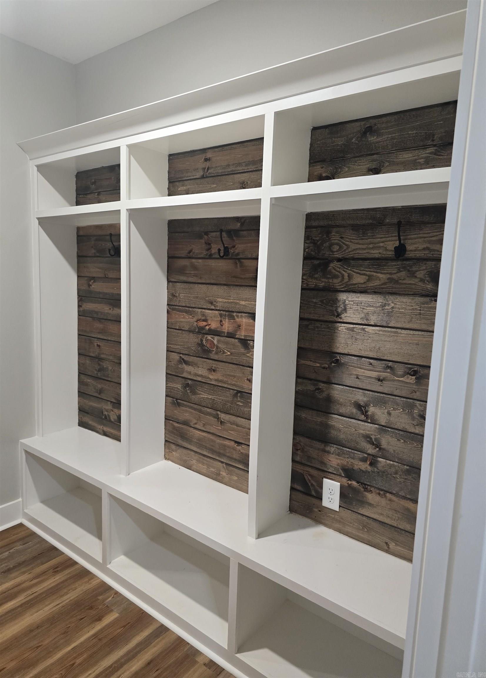 THE WATERS ON TIMBERLAKE - Residential