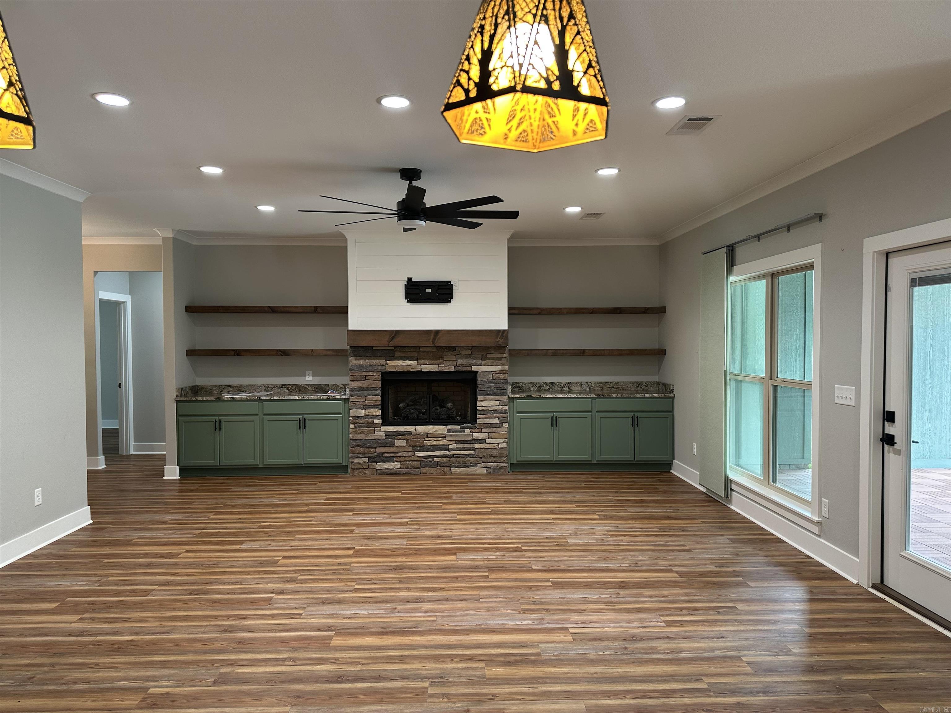 THE WATERS ON TIMBERLAKE - Residential