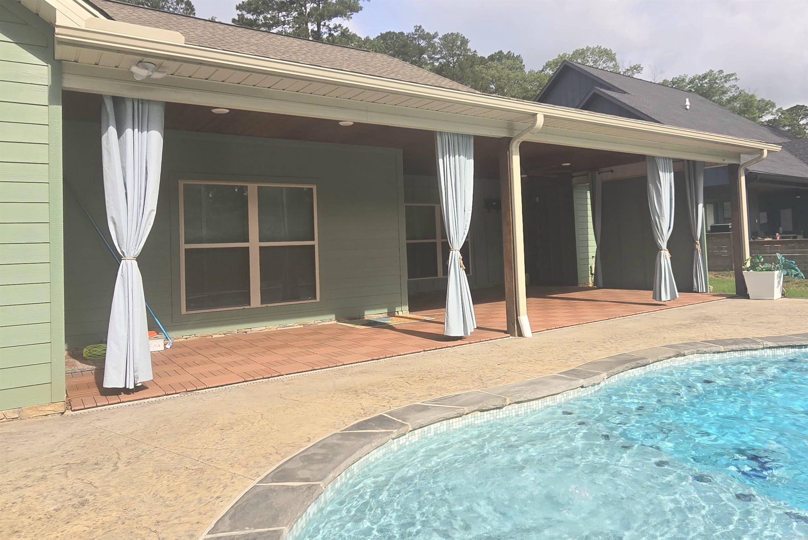 THE WATERS ON TIMBERLAKE - Residential