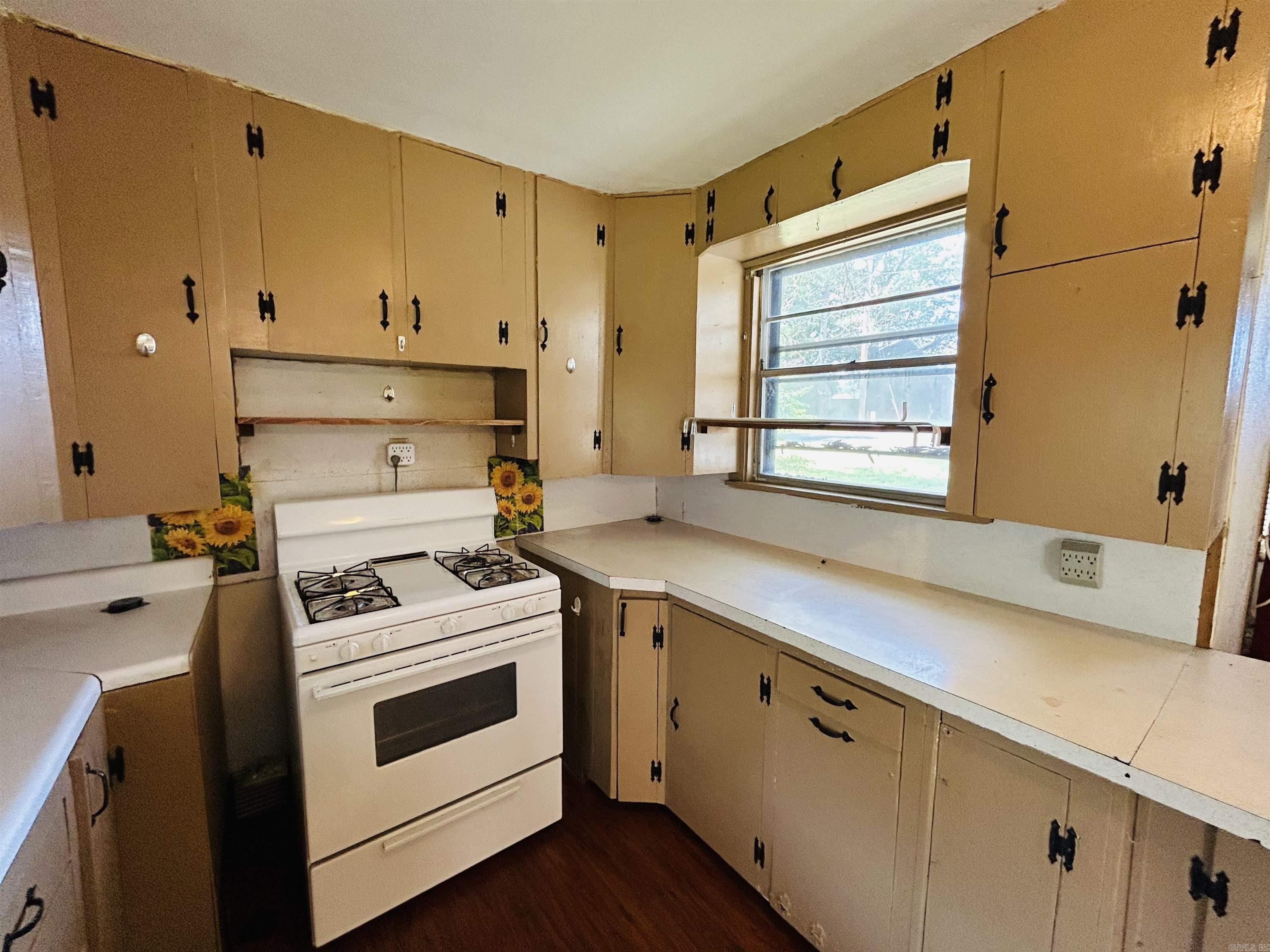 DELONG ADDN - Residential