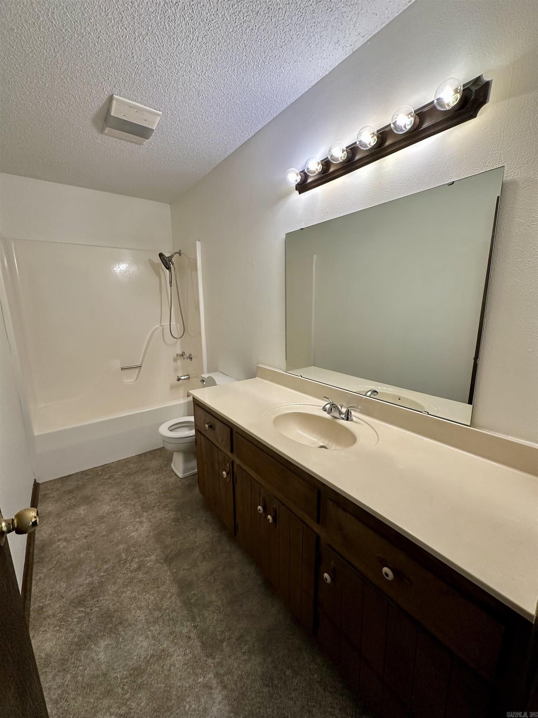 ROLLING OAKS - Residential