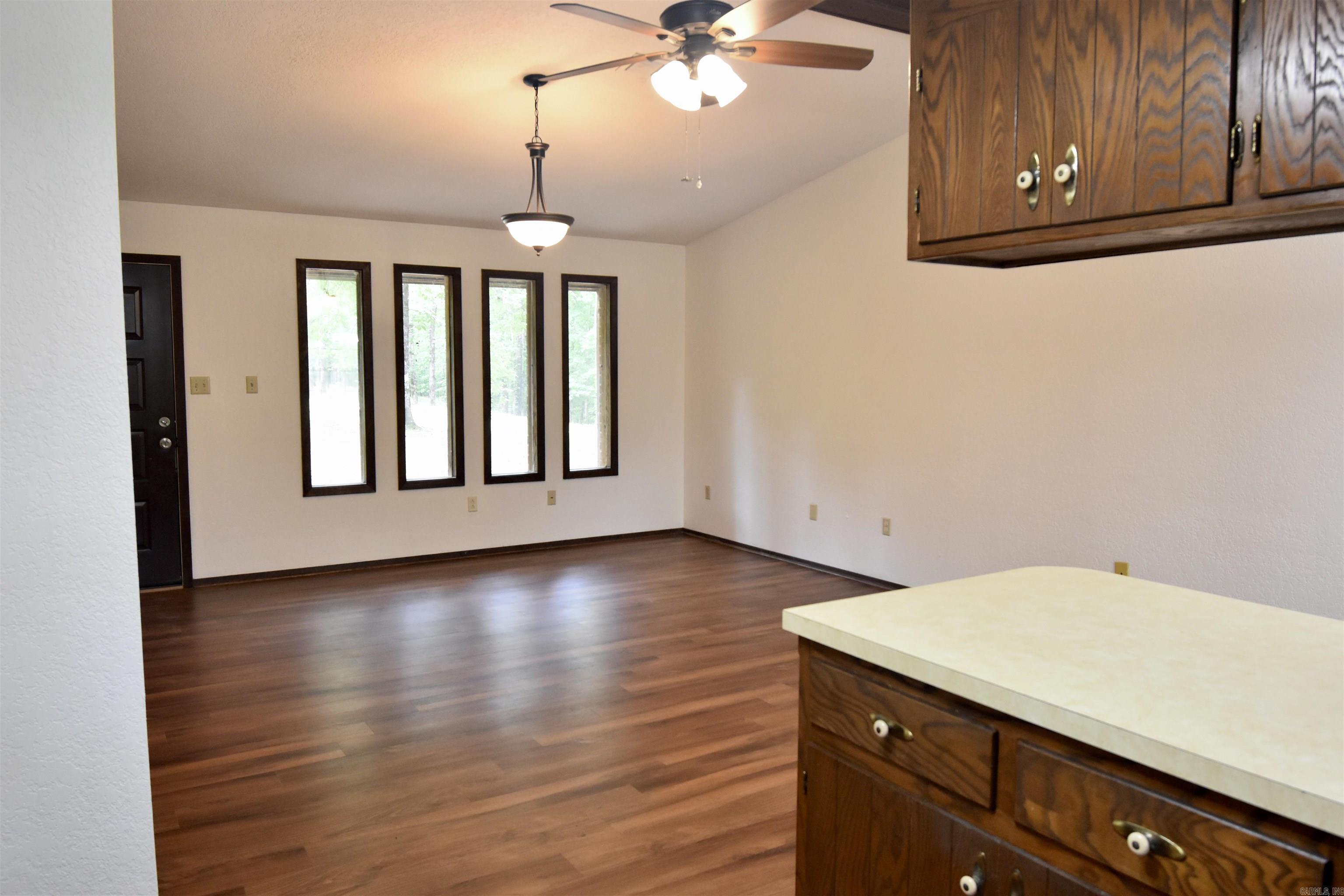 ROLLING OAKS - Residential