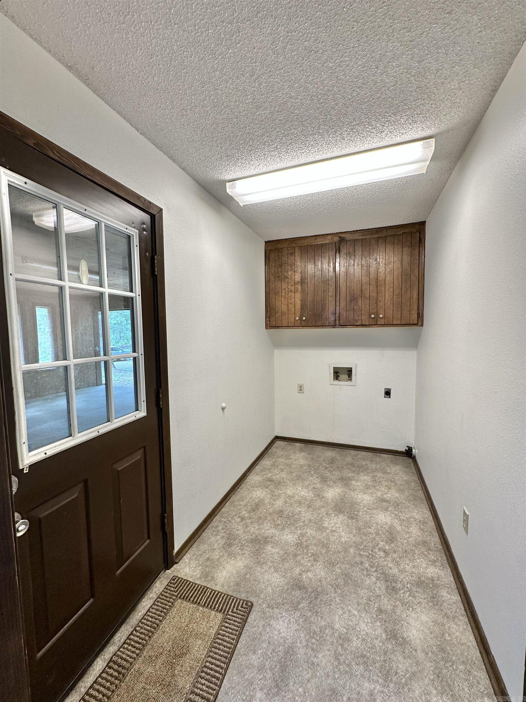ROLLING OAKS - Residential