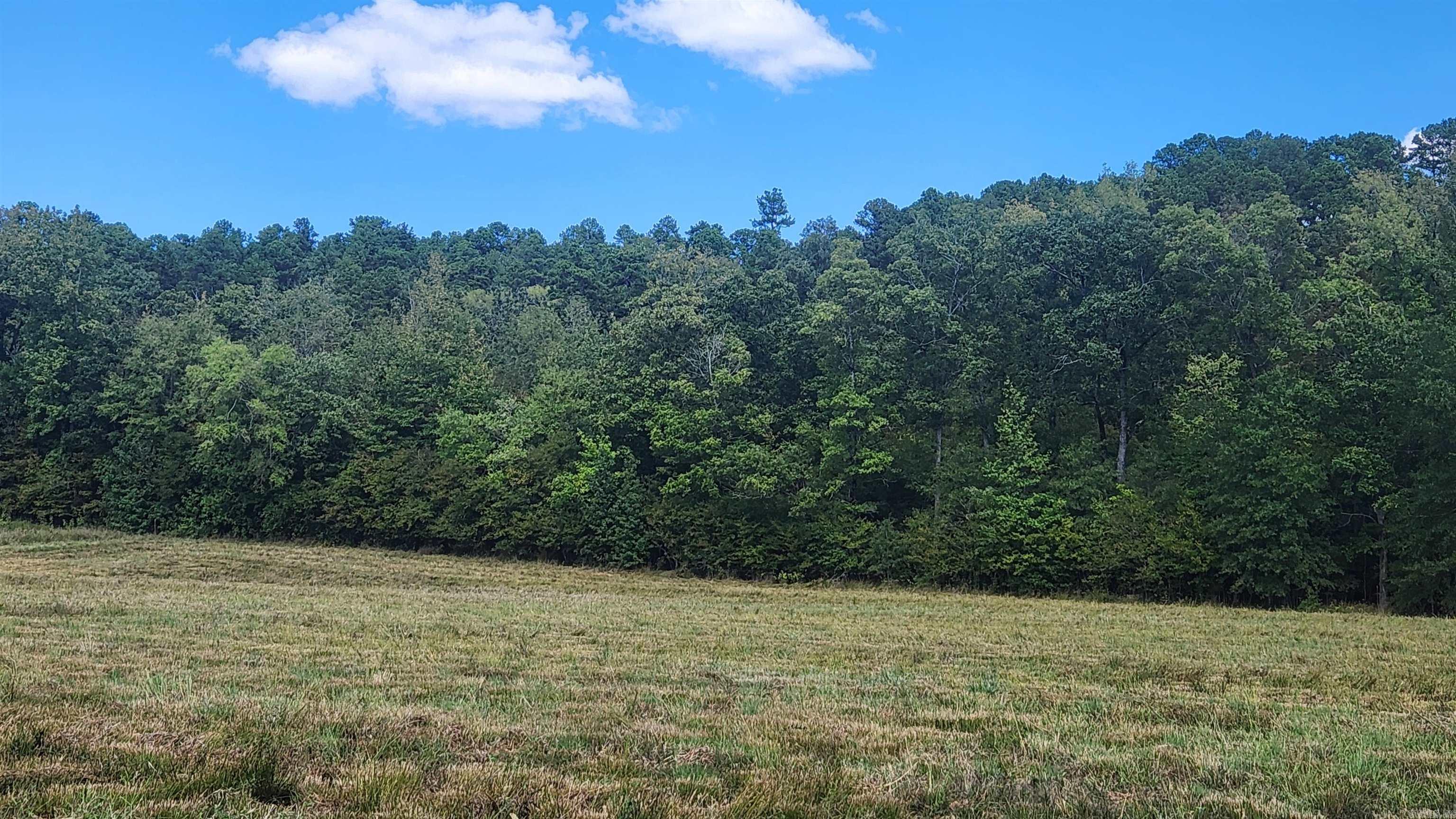 REVAS RETREAT - Land