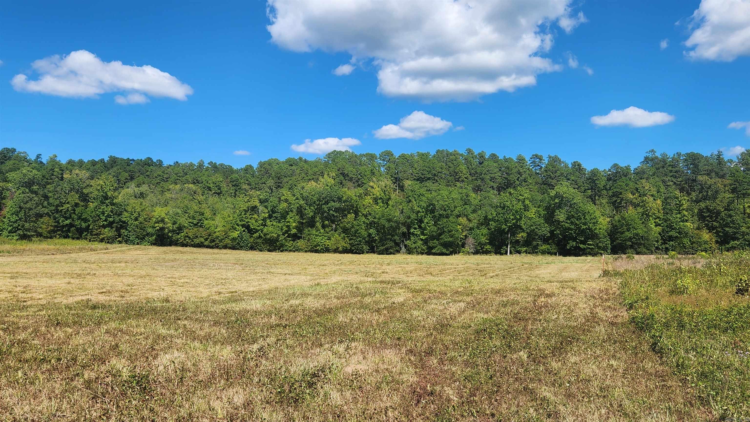 REVAS RETREAT - Land