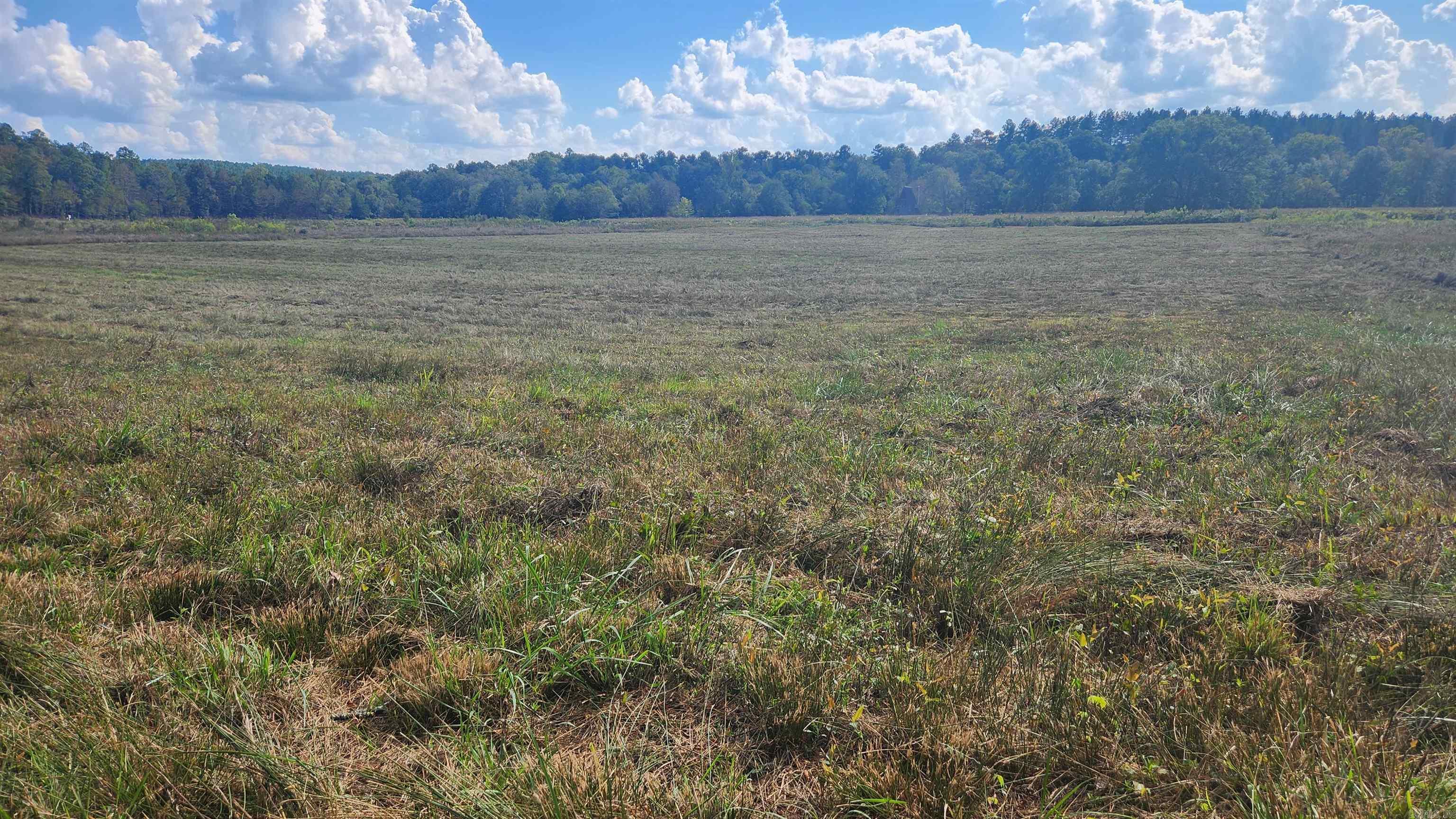 REVAS RETREAT - Land