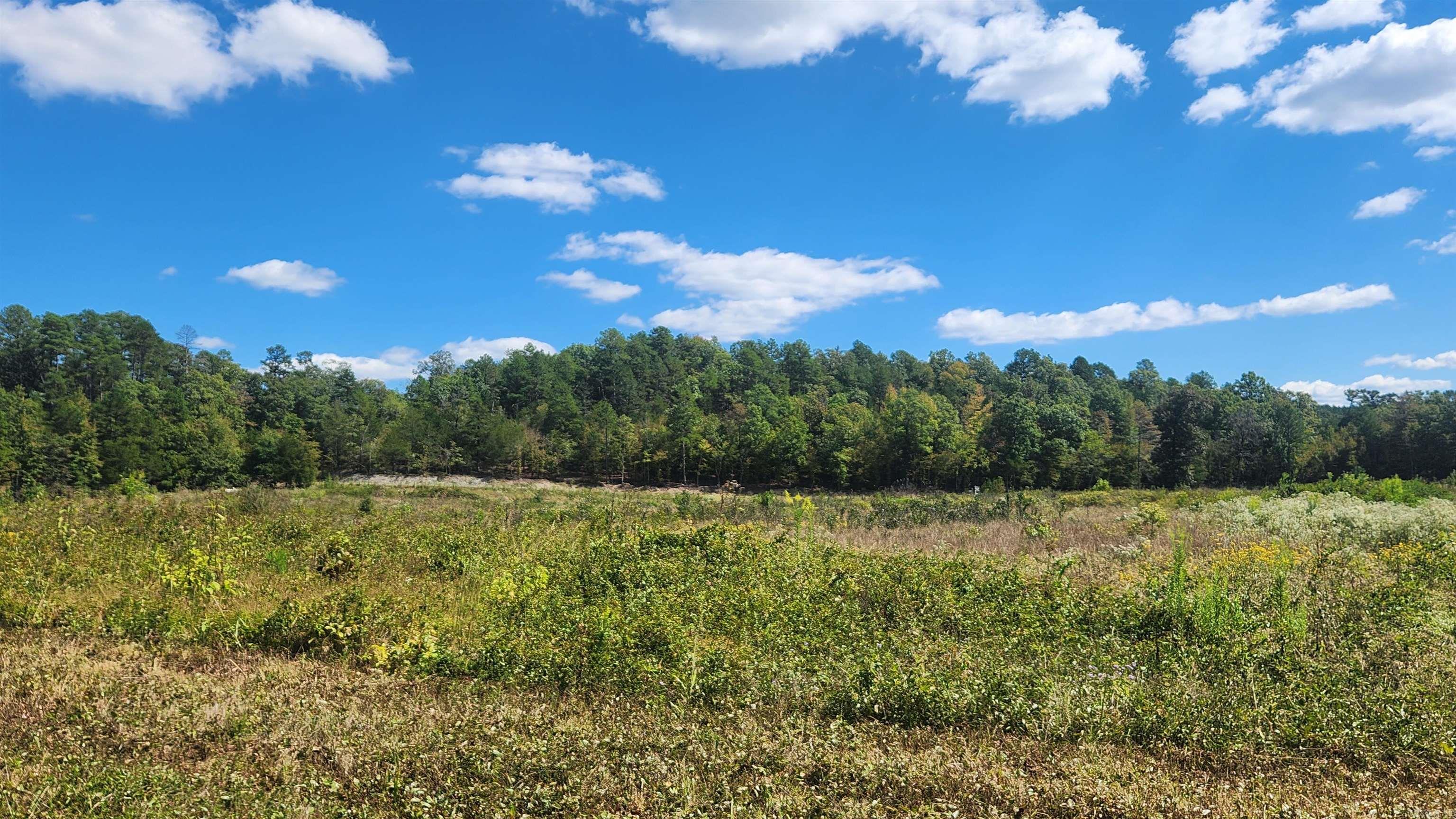 REVAS RETREAT - Land