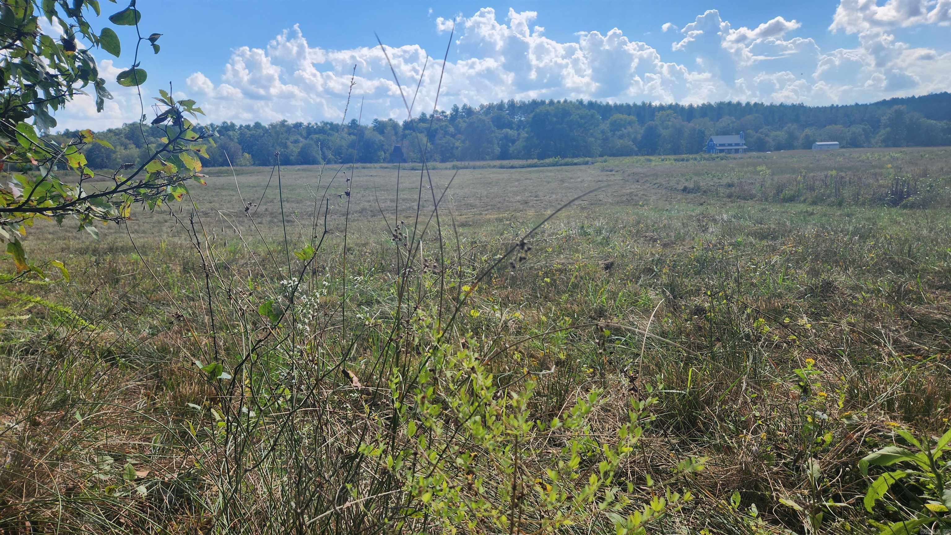 REVAS RETREAT - Land