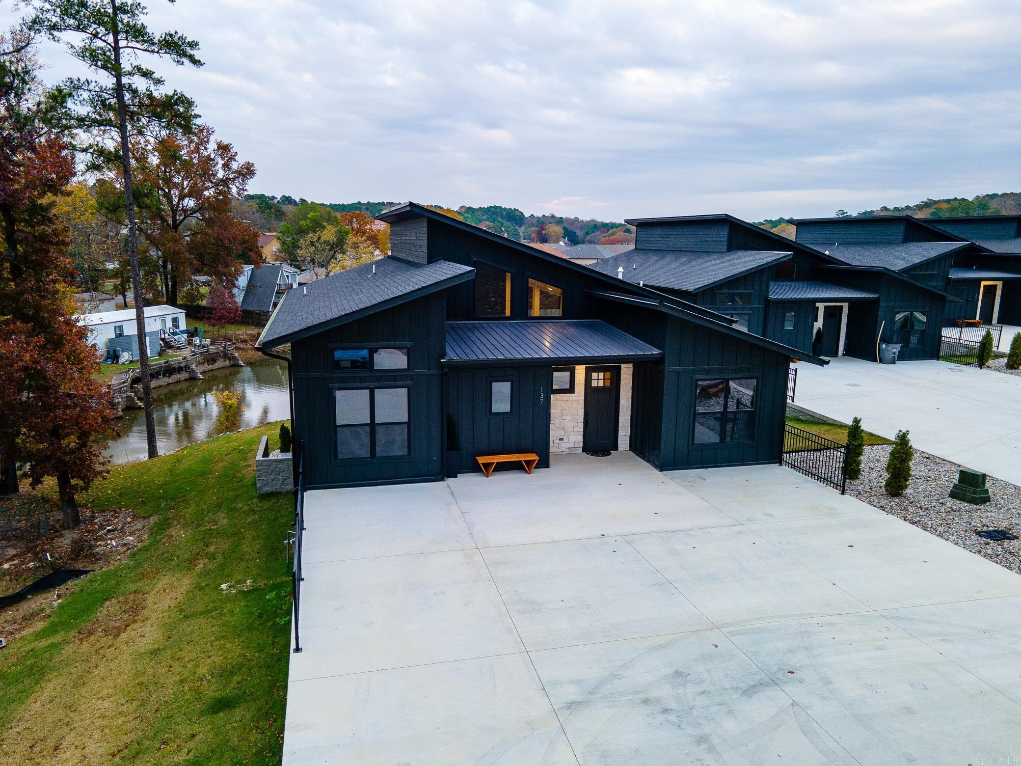 Not in Subdivision - Residential Income