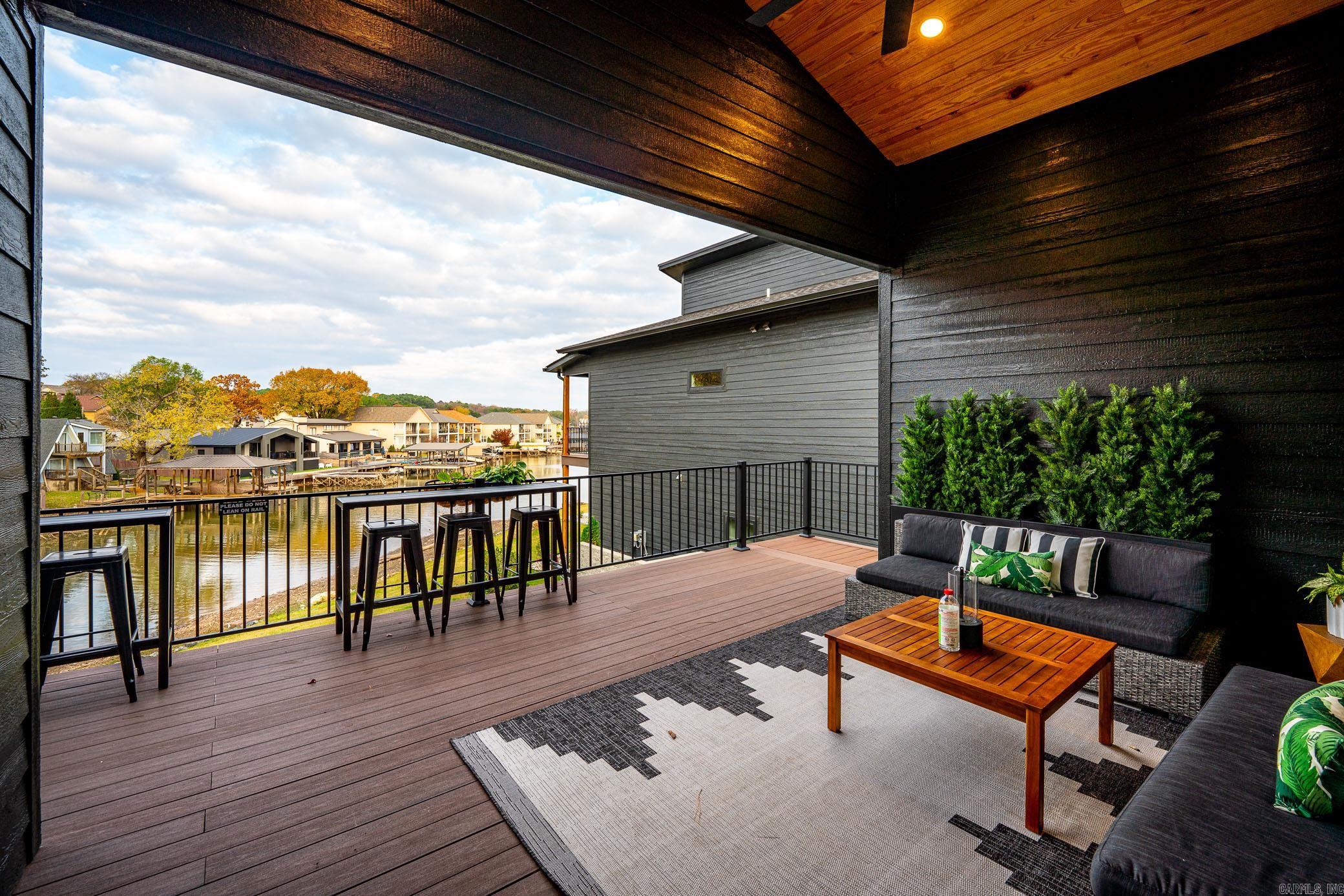 Not in Subdivision - Residential Income
