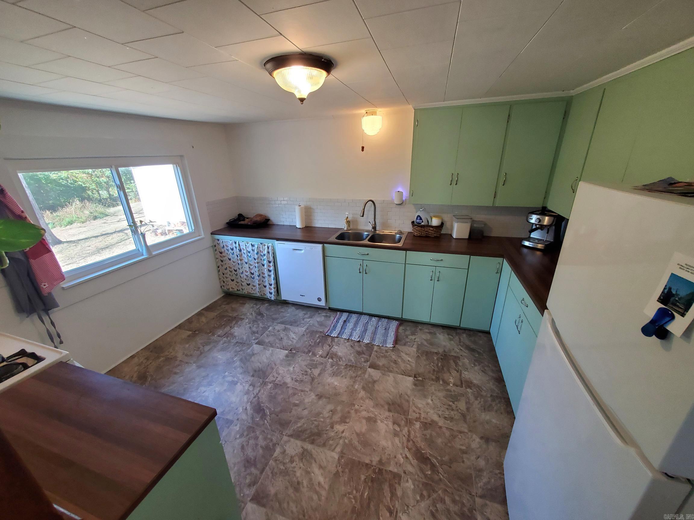 MENA ORIGINAL - Residential