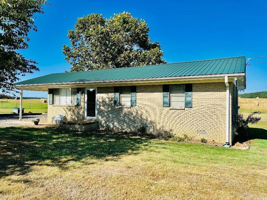 You will not want to miss on this jewel in the country. Wonderview school district.  New sheetrock in living room, kitchen/dining area, and hallway. Electrical updated to 200 amp. Outside storage building conveys.