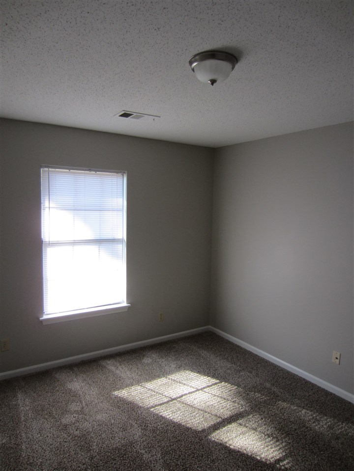 Jaxon Terrace - Residential Lease