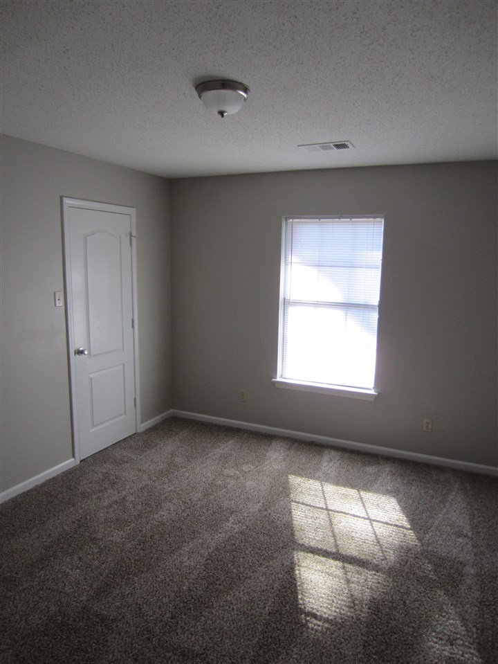 Jaxon Terrace - Residential Lease