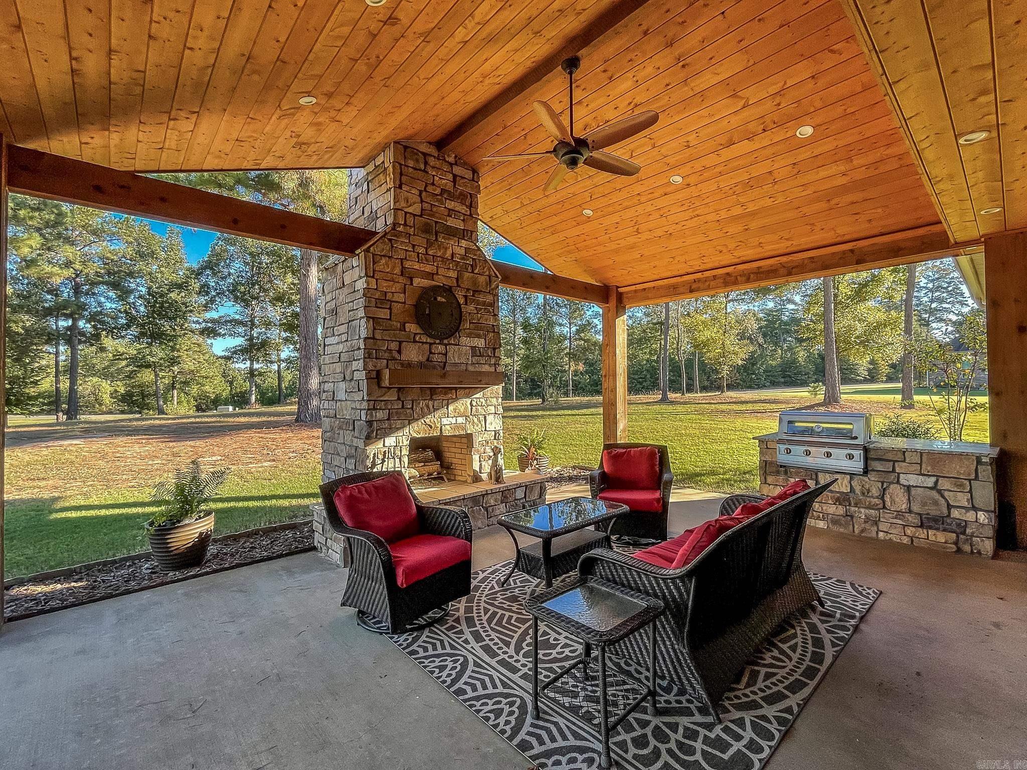 MYSTIC CREEK SUBDIVISION - Residential