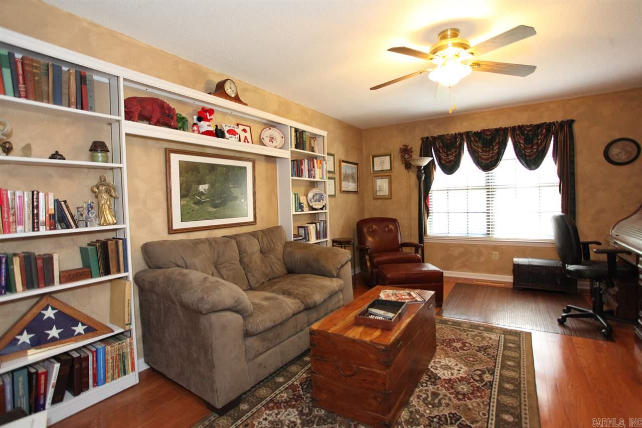 INDIAN HILLS - Residential