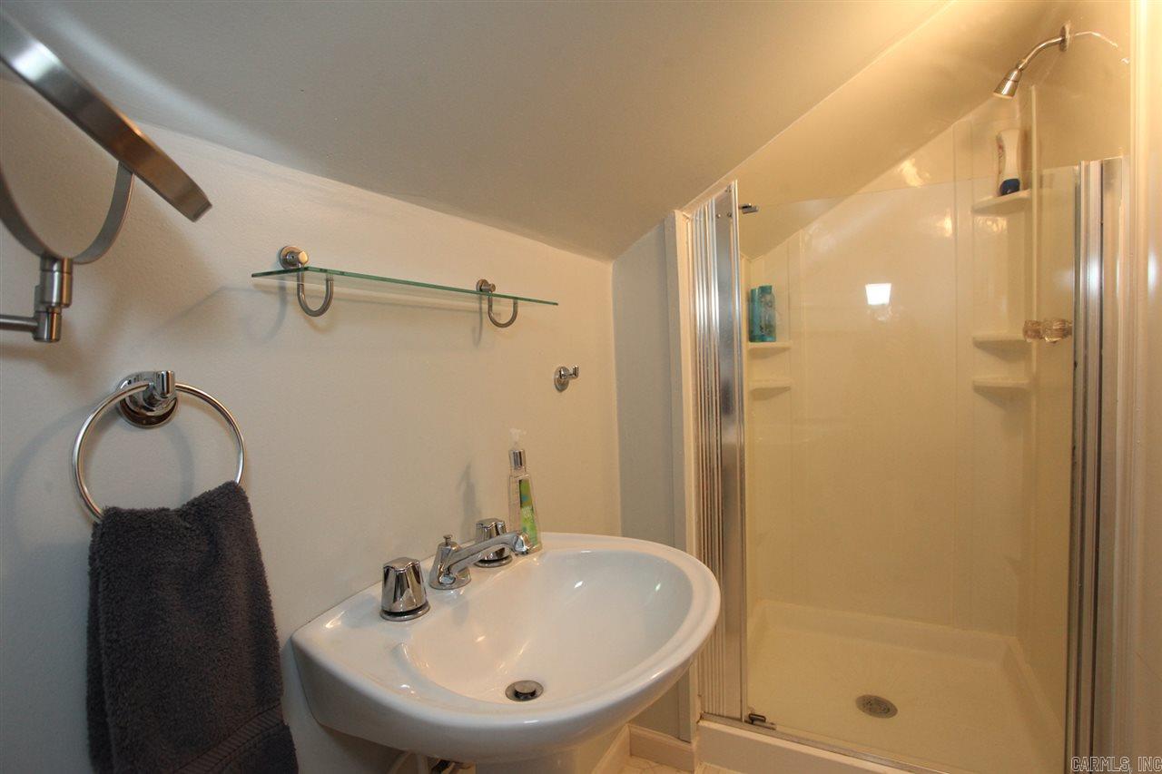 INDIAN HILLS - Residential