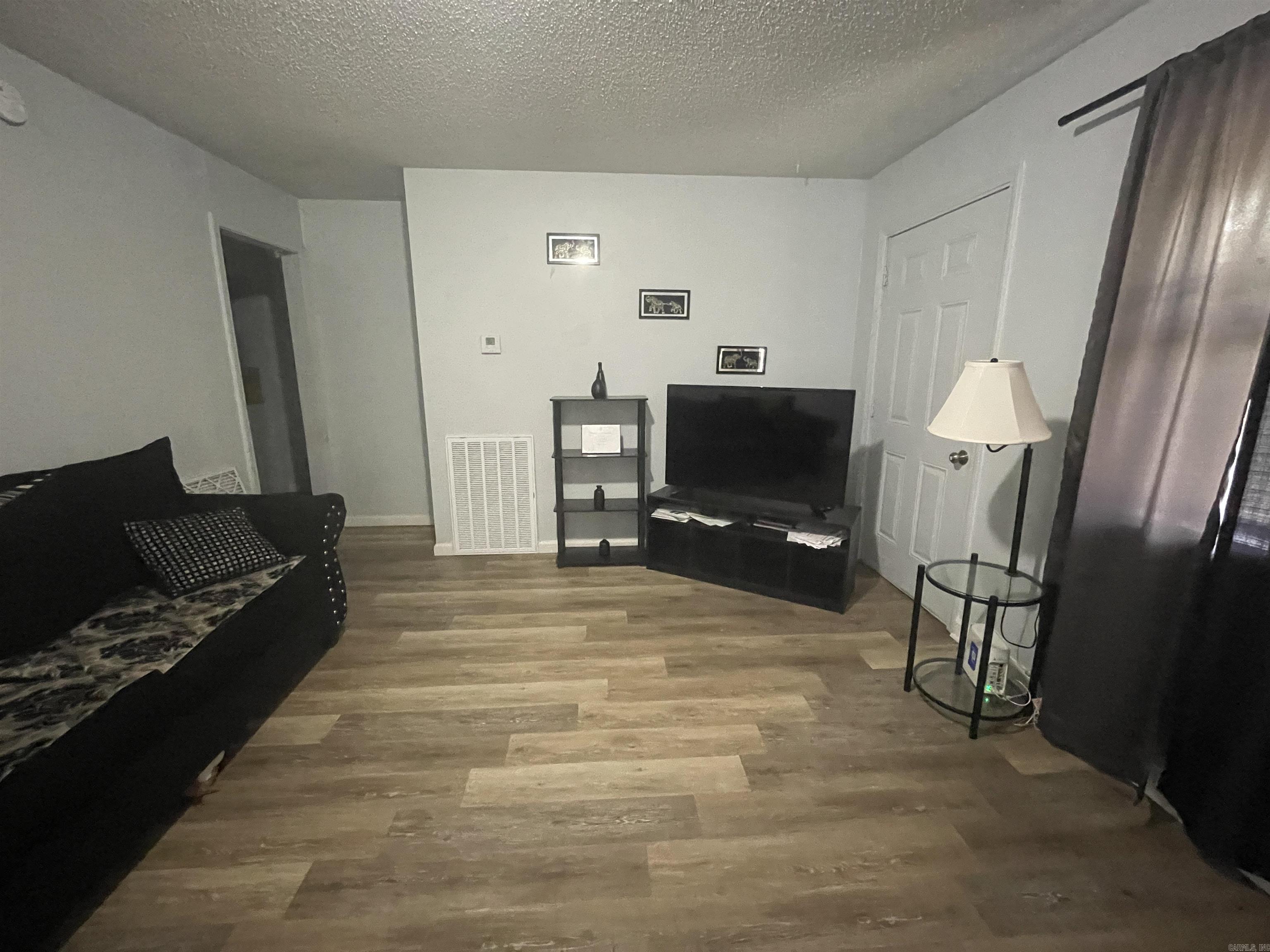 SKY WAY - Residential