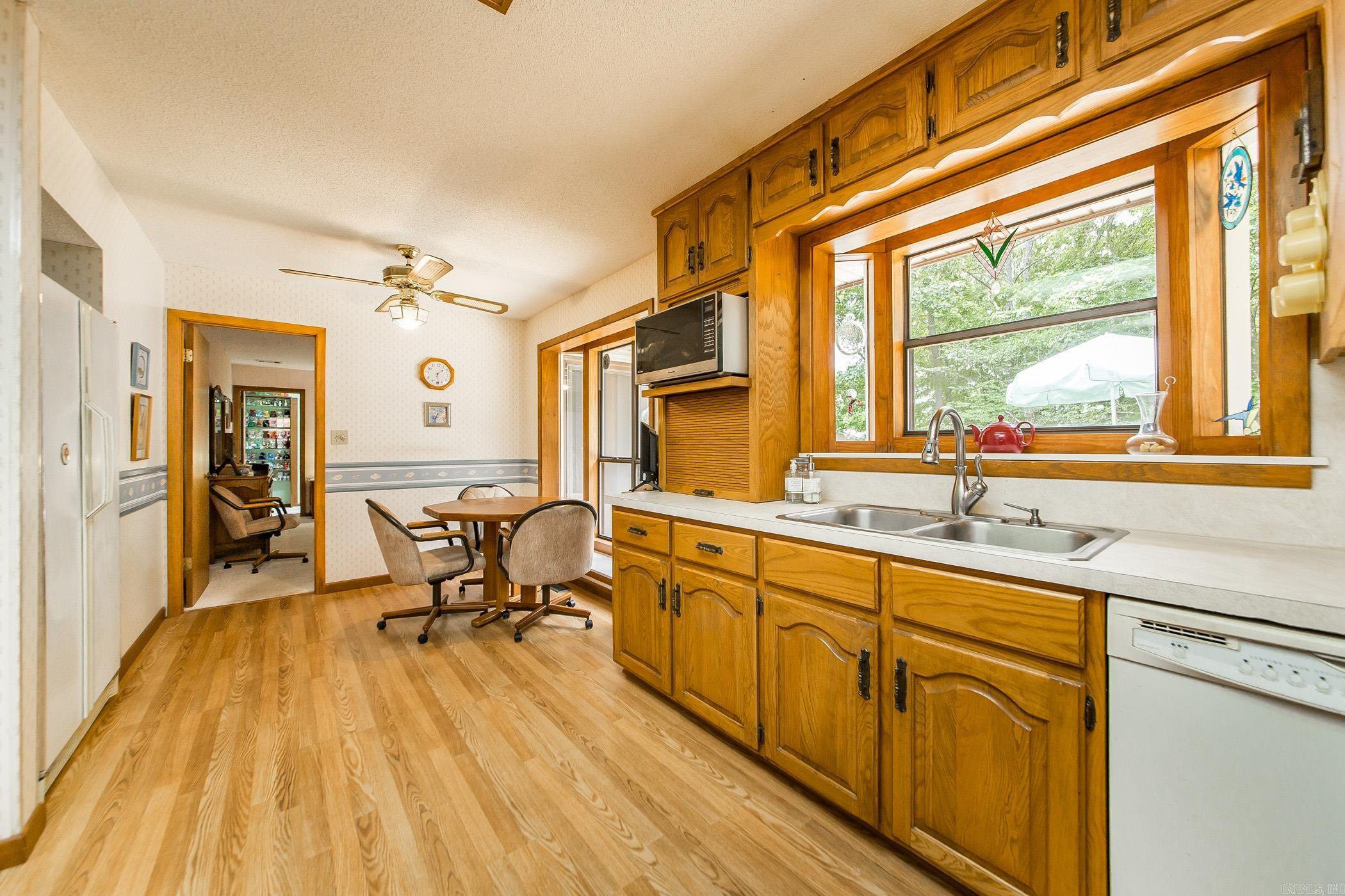 INDIAN HILLS - Residential