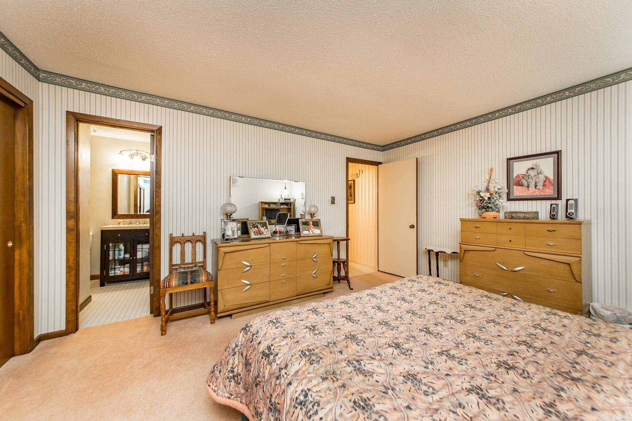 INDIAN HILLS - Residential